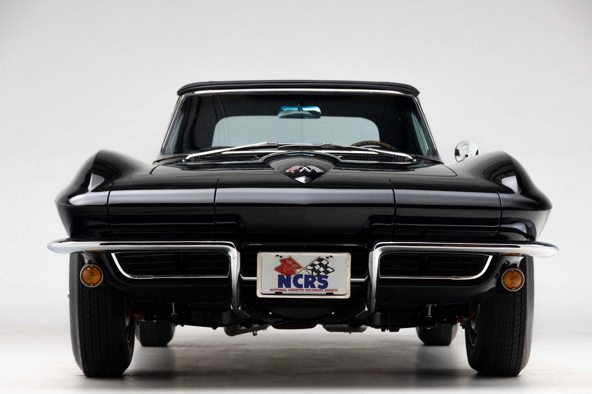 1965 Chevrolet Corvette 19