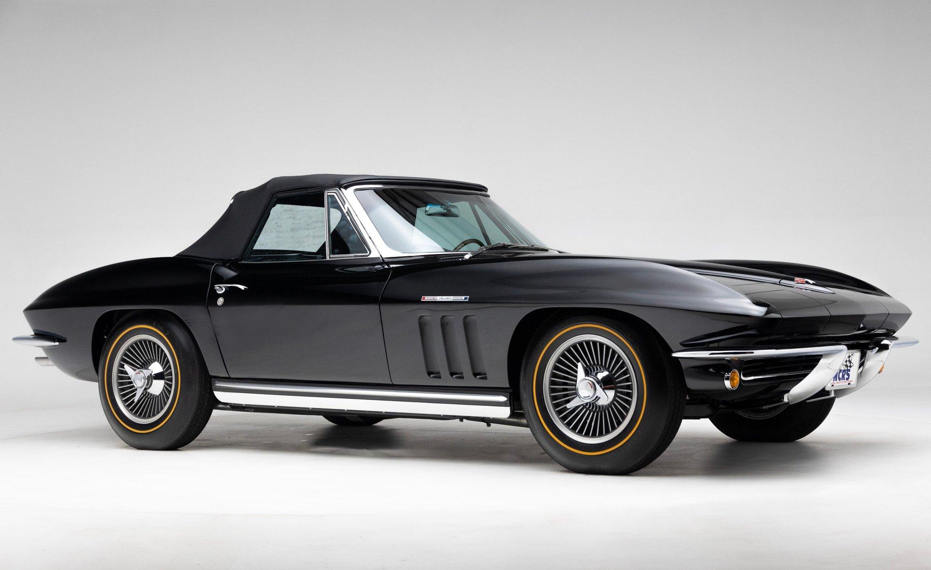 1965 Chevrolet Corvette 20