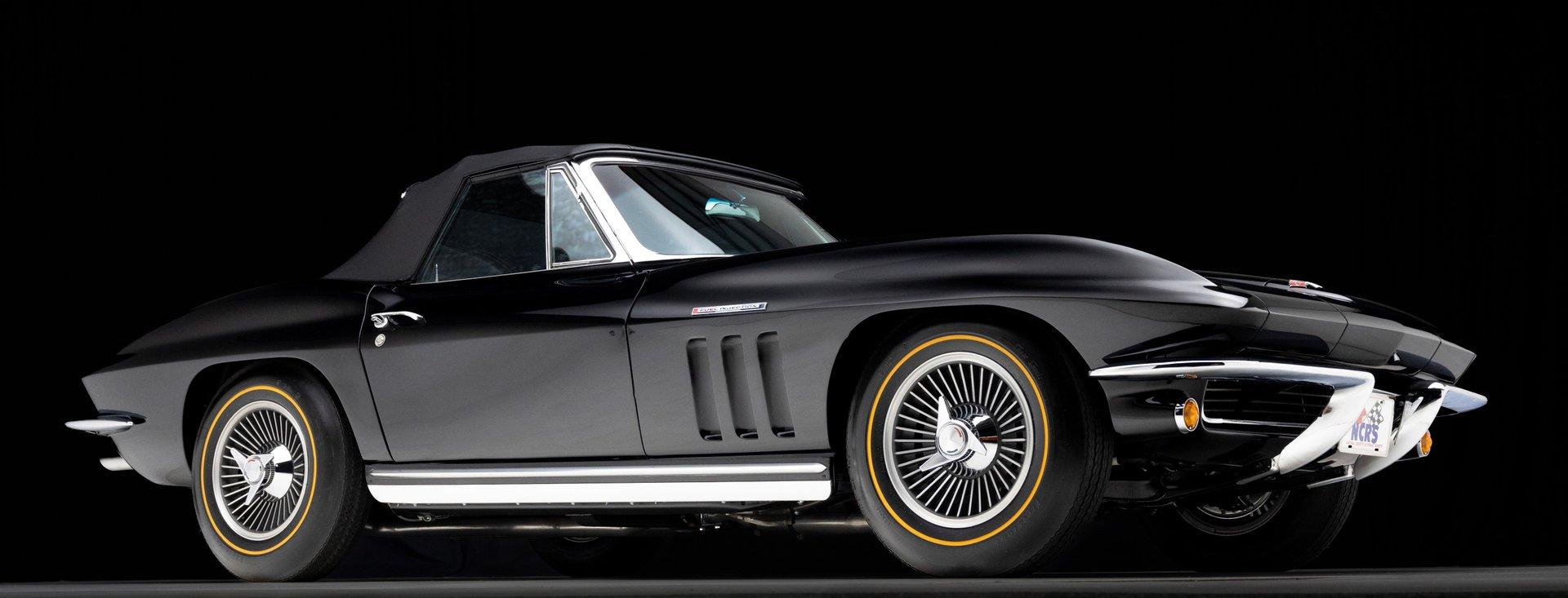 1965 Chevrolet Corvette 21