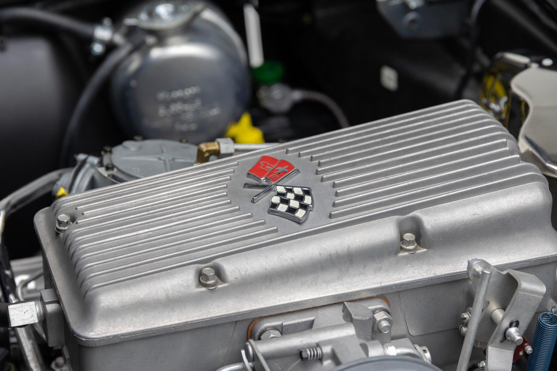 1965 Chevrolet Corvette 23