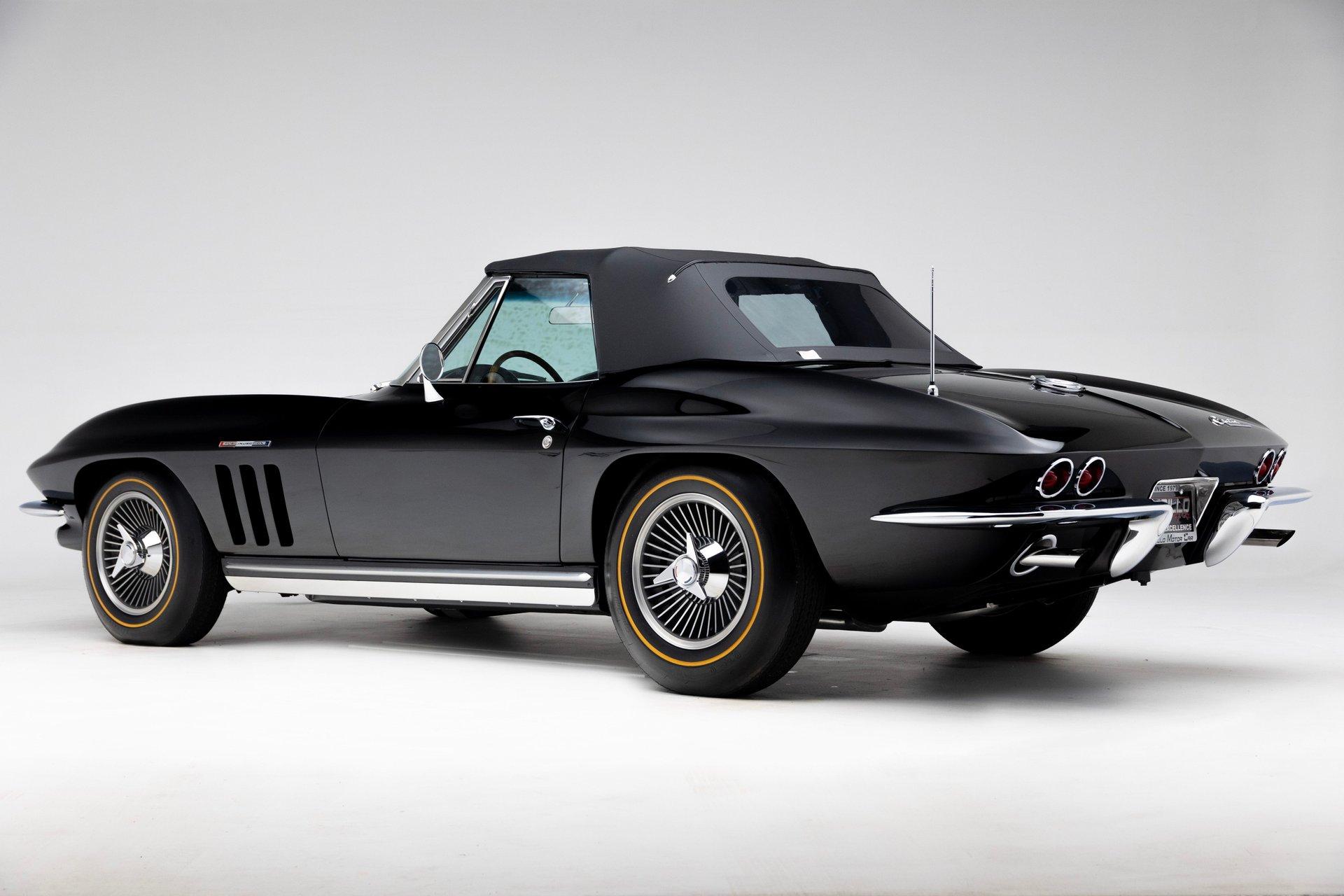 1965 Chevrolet Corvette 28