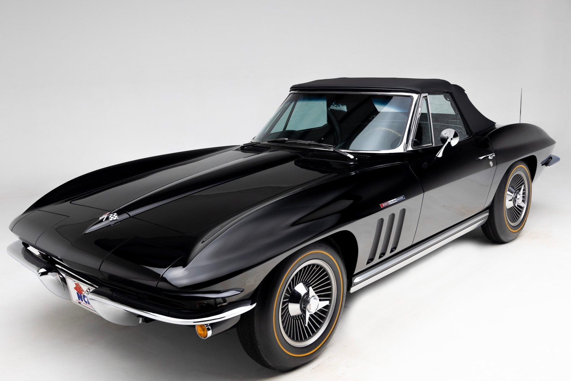 1965 Chevrolet Corvette 34