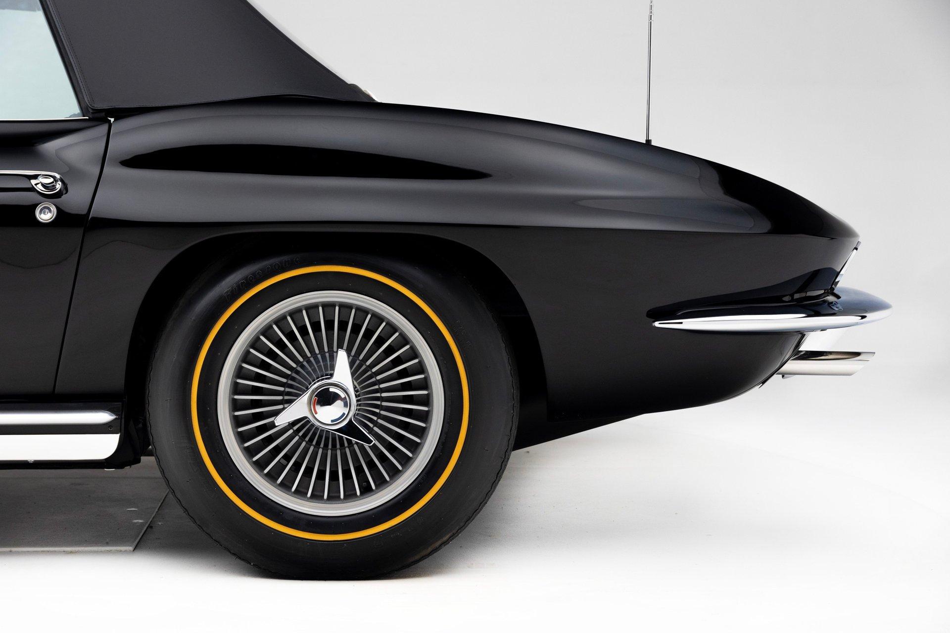 1965 Chevrolet Corvette 40