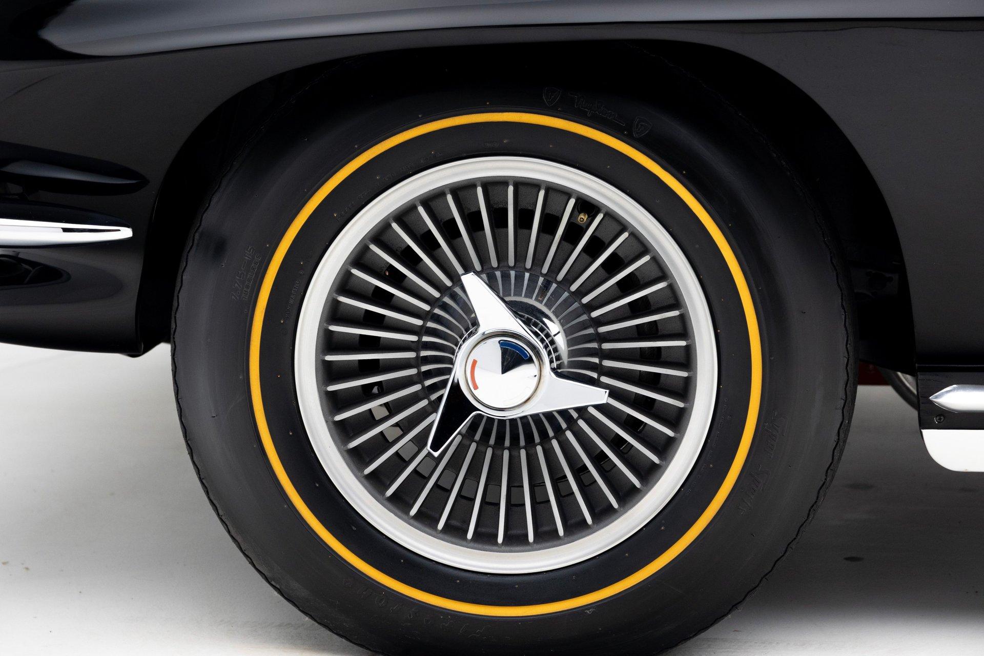 1965 Chevrolet Corvette 44