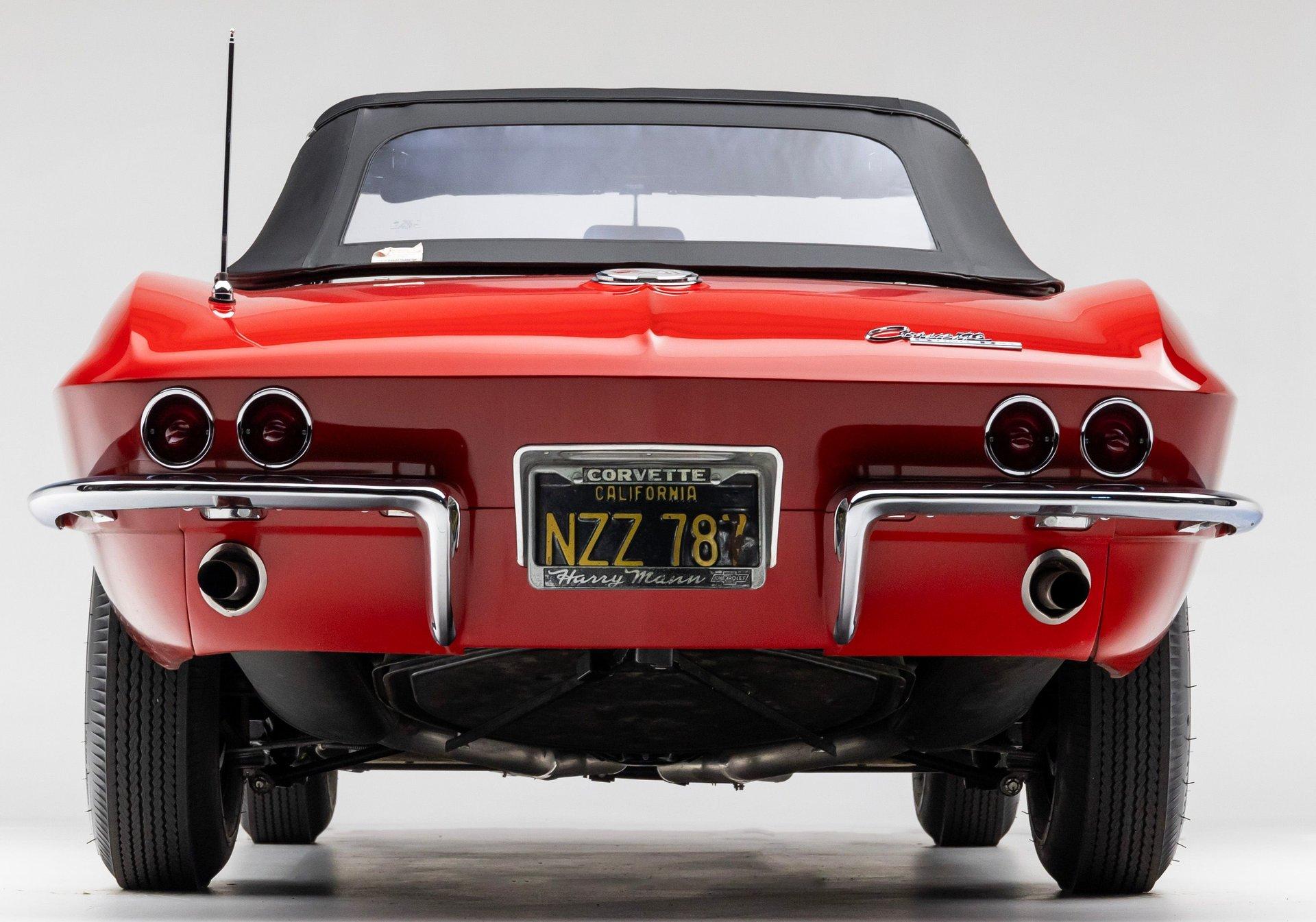 1963 Chevrolet Corvette 31