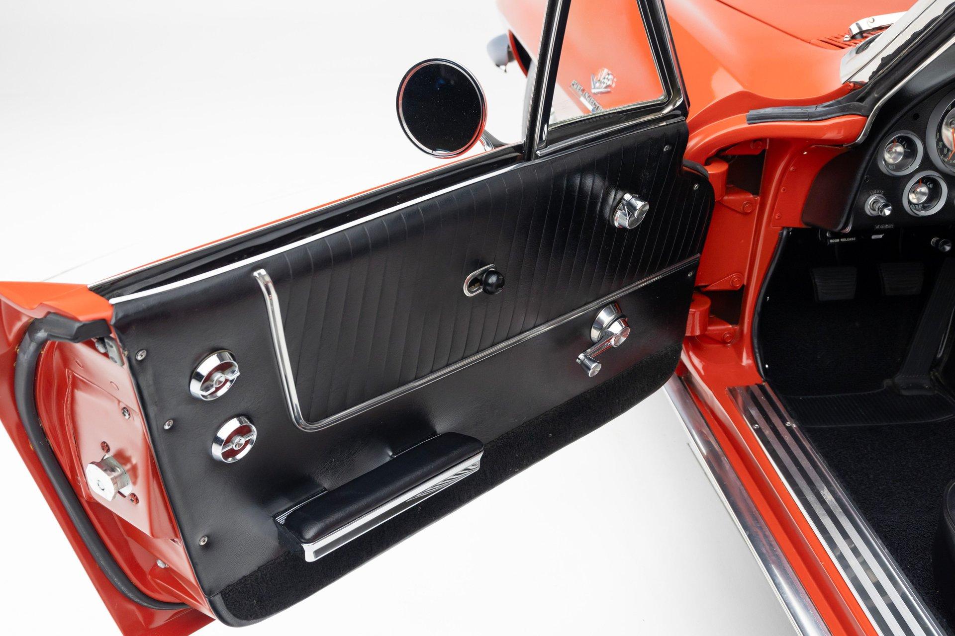 1963 Chevrolet Corvette 80
