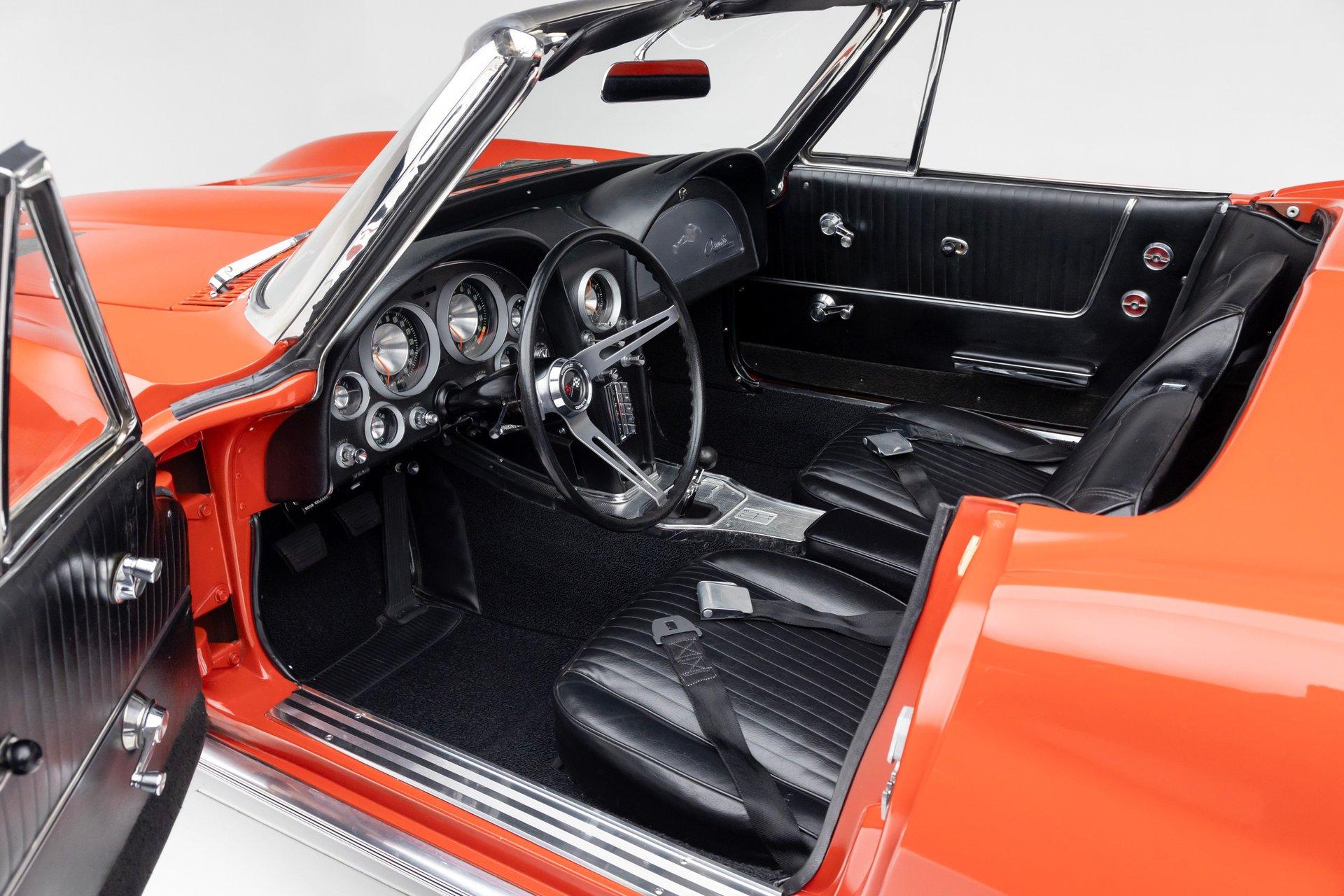 1963 Chevrolet Corvette 82