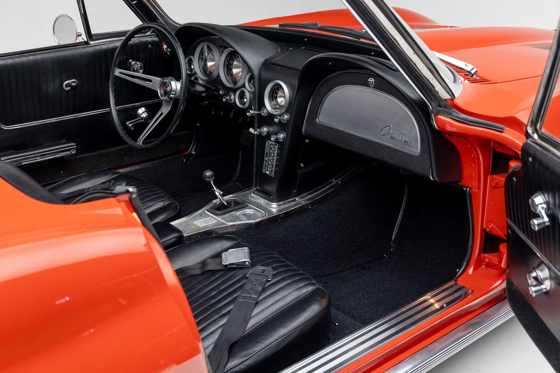 1963 Chevrolet Corvette 8