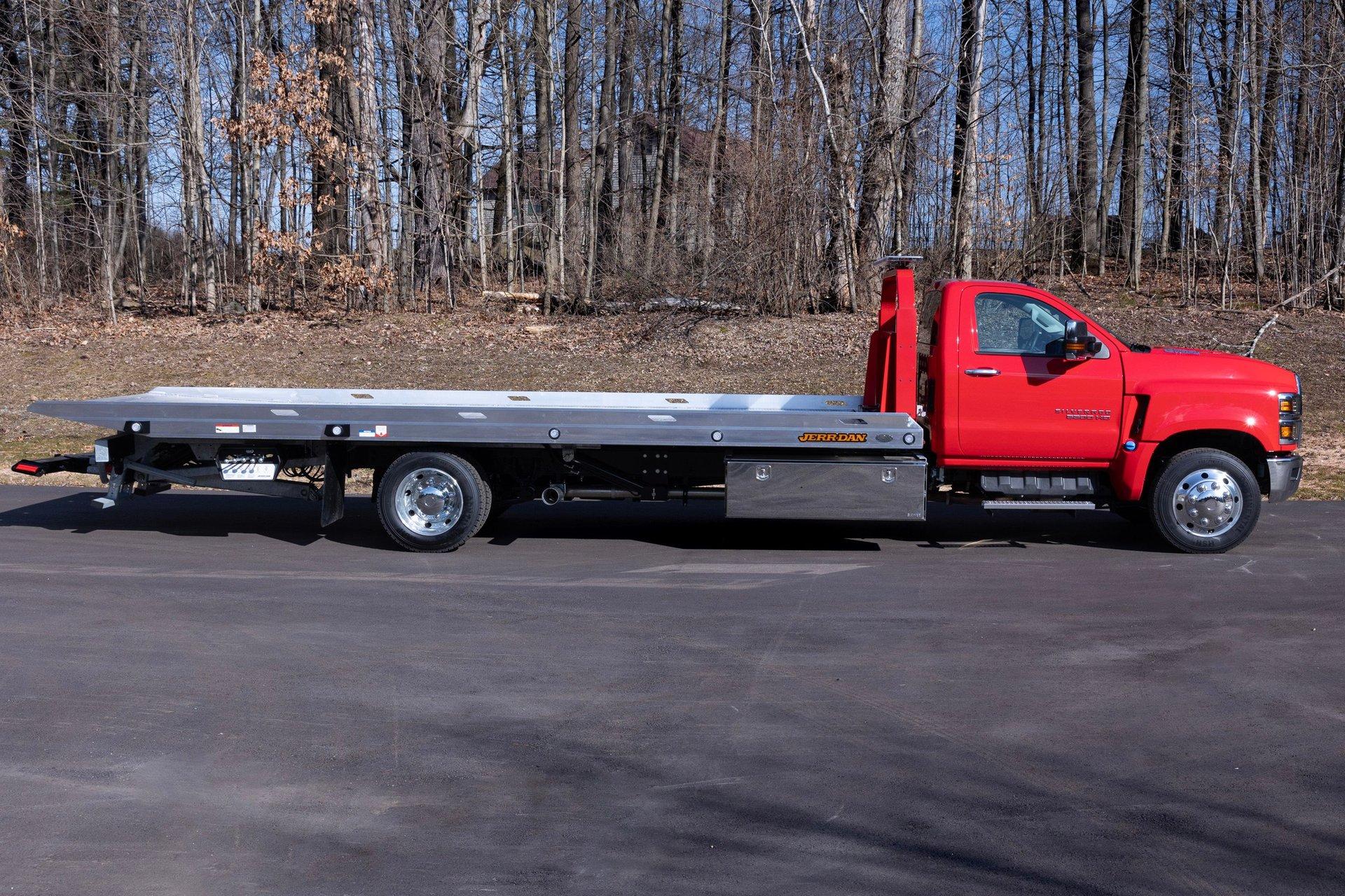 2023 Chevrolet Silverado 6500HD 10