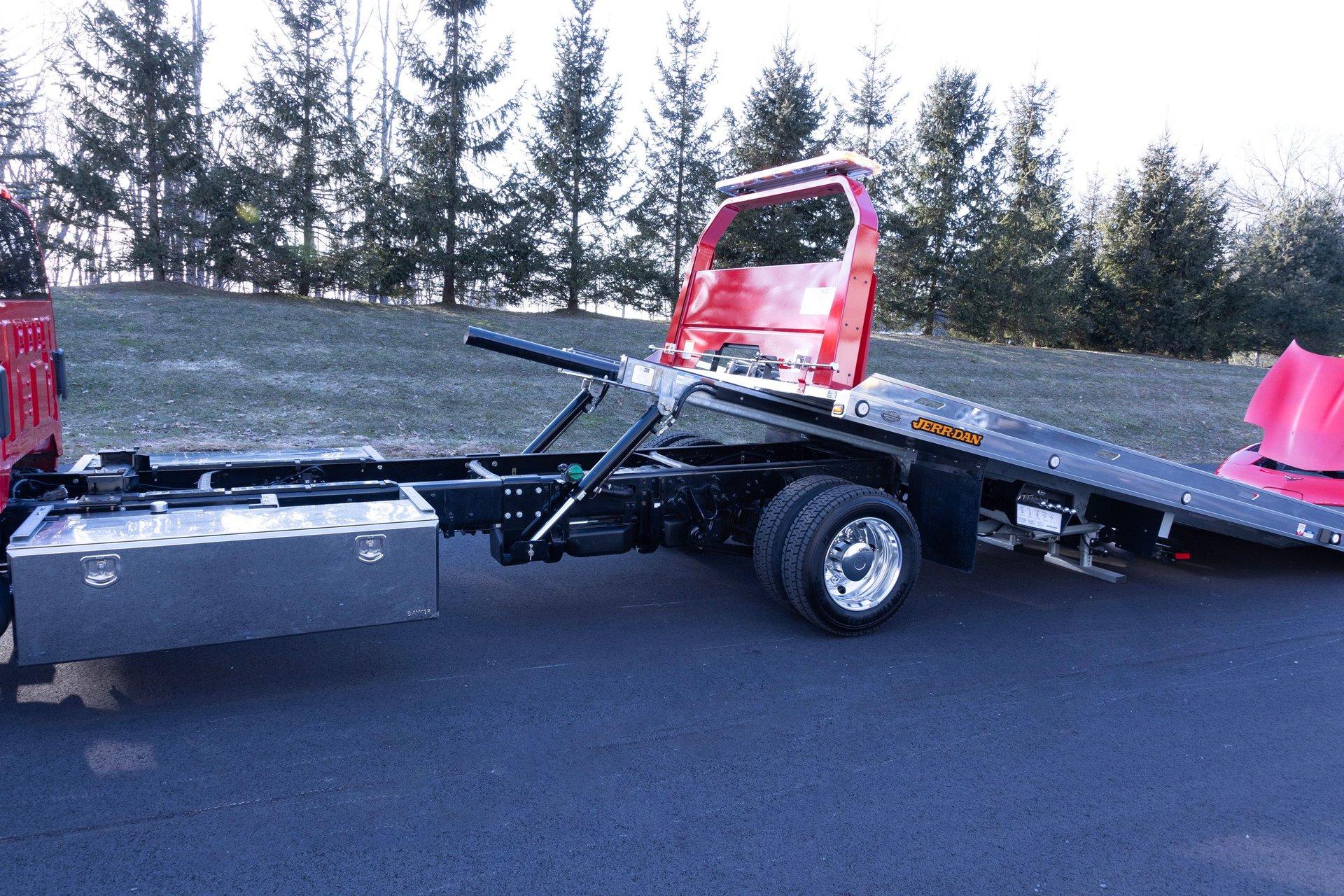 2023 Chevrolet Silverado 6500HD 110
