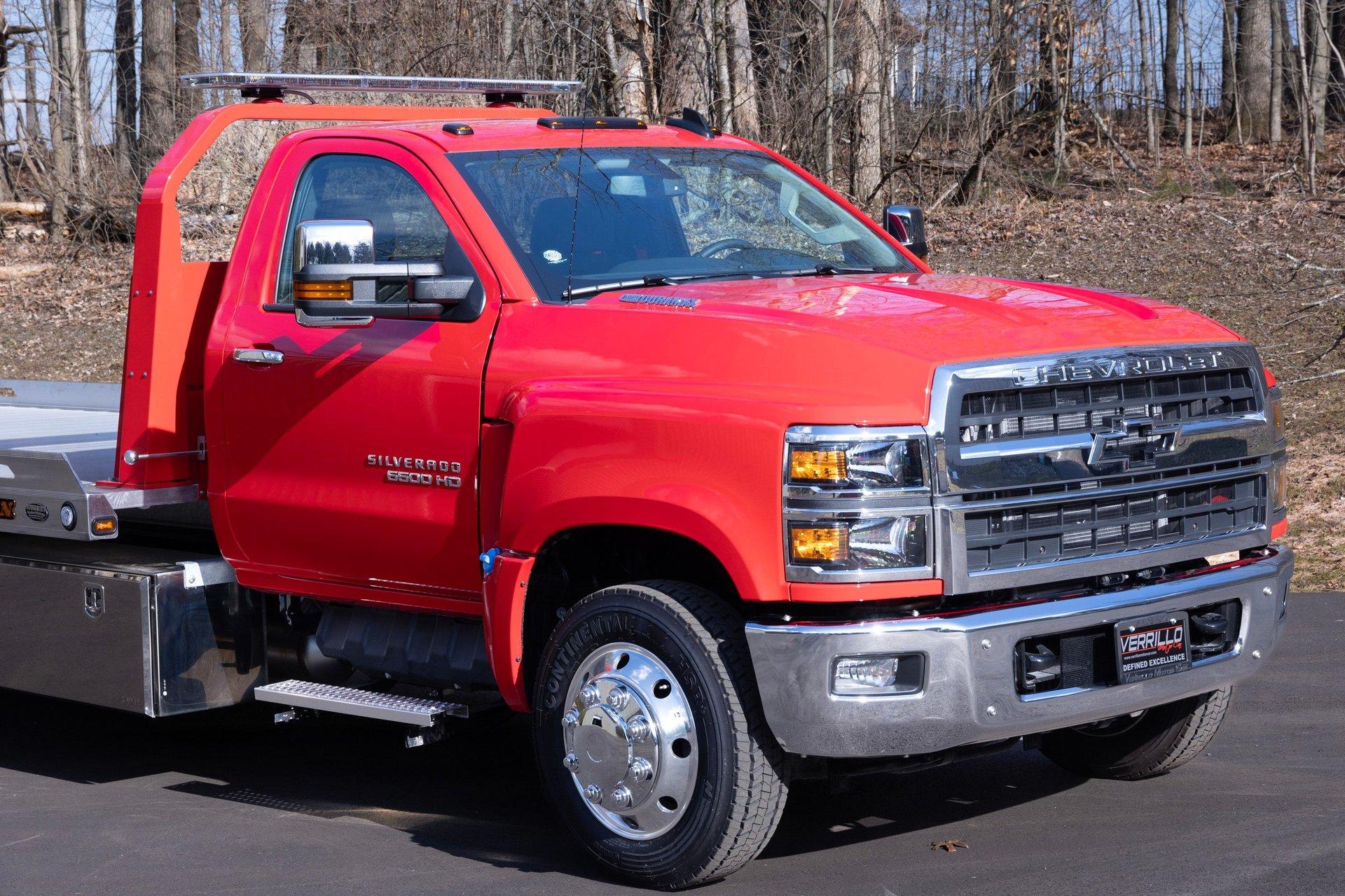 2023 Chevrolet Silverado 6500HD 27