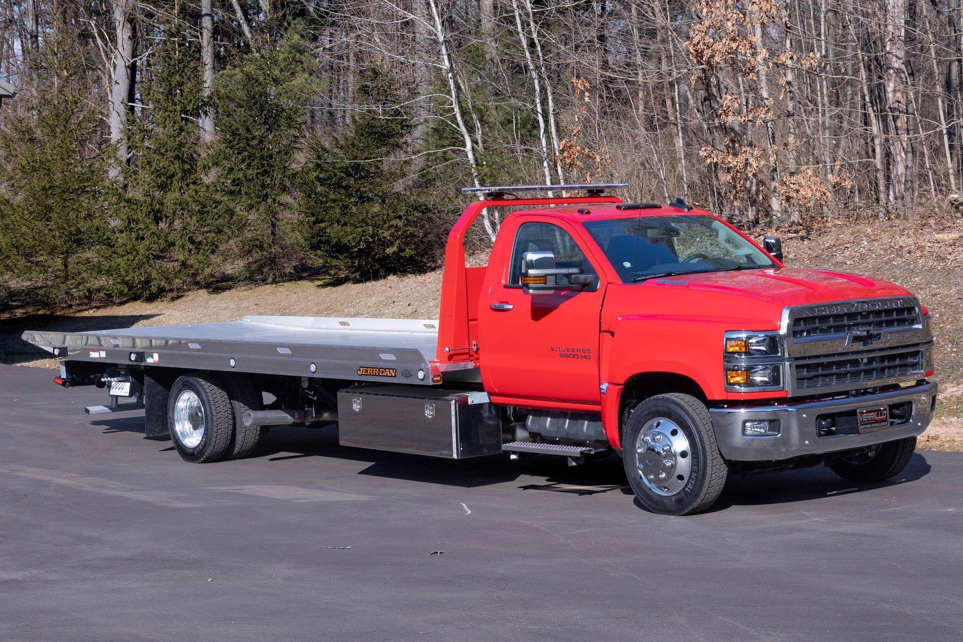 2023 Chevrolet Silverado 6500HD 5