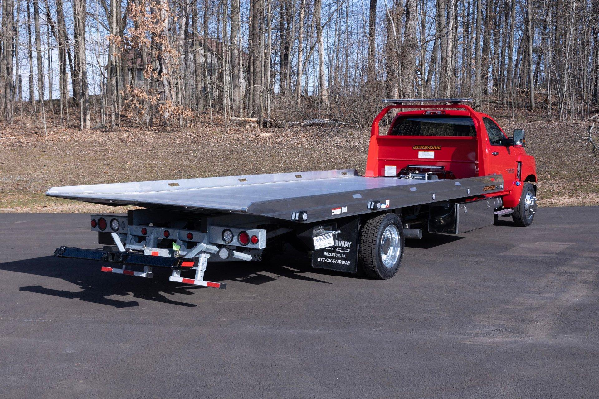 2023 Chevrolet Silverado 6500HD 67