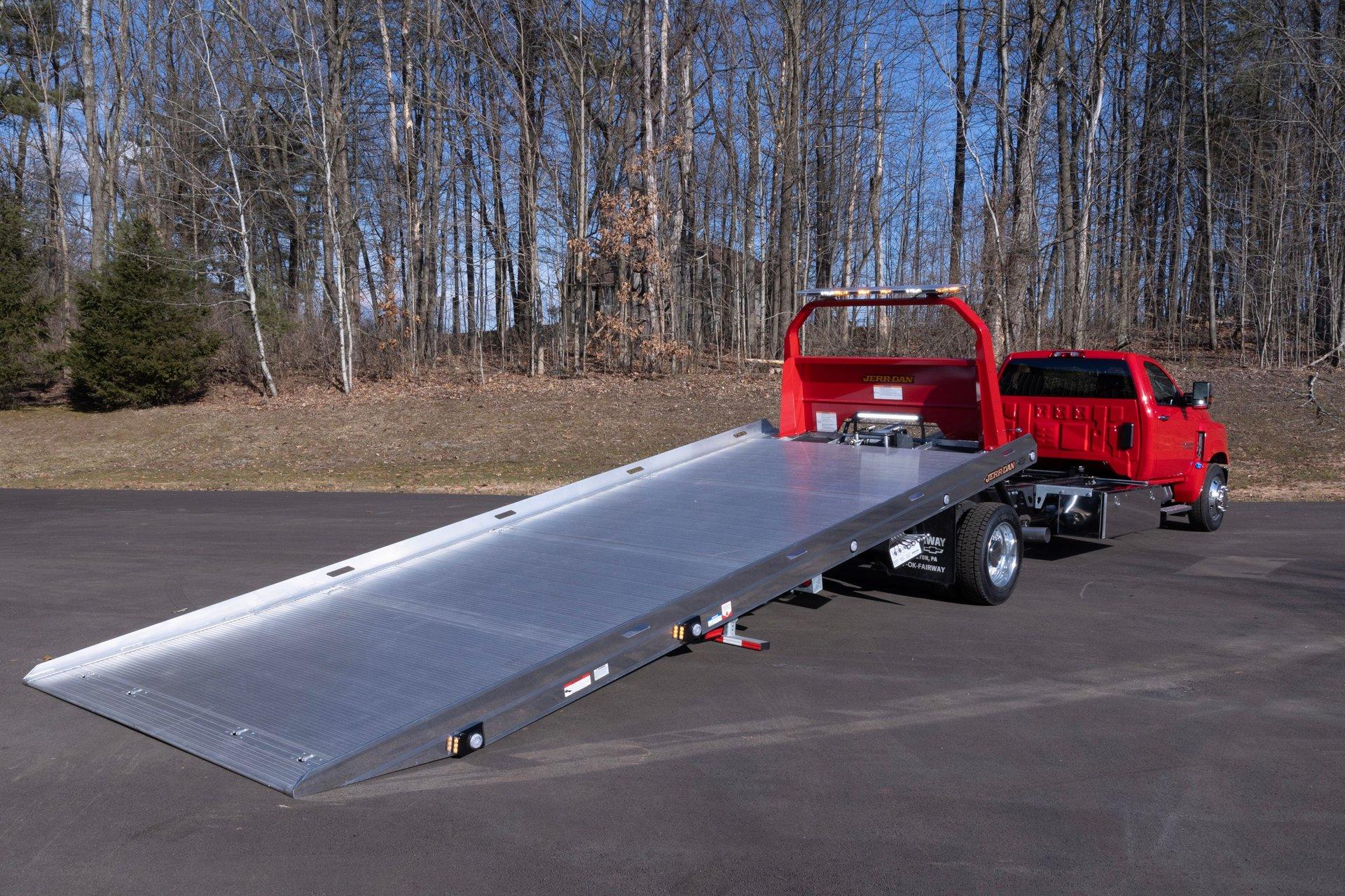 2023 Chevrolet Silverado 6500HD 77