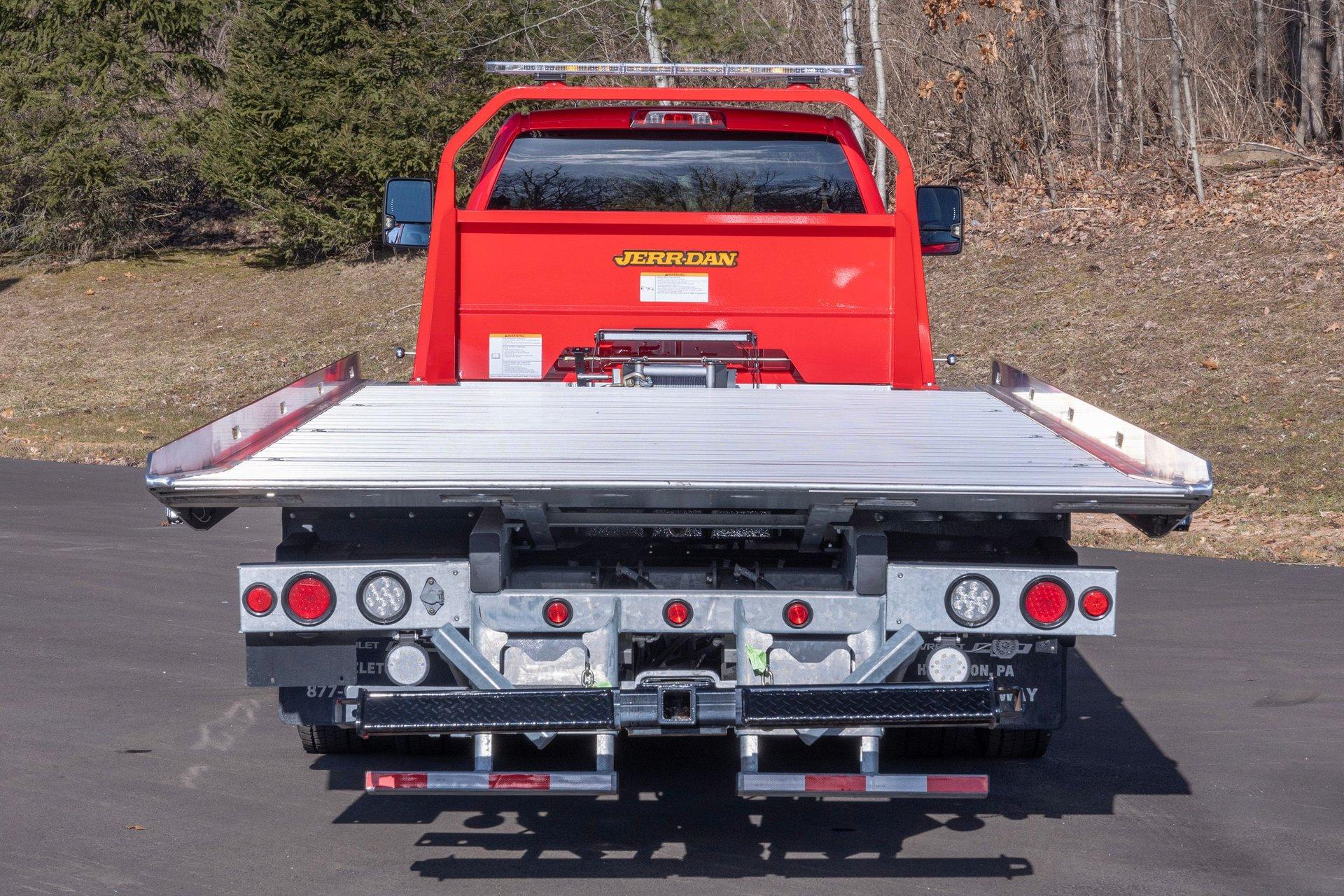 2023 Chevrolet Silverado 6500HD 7