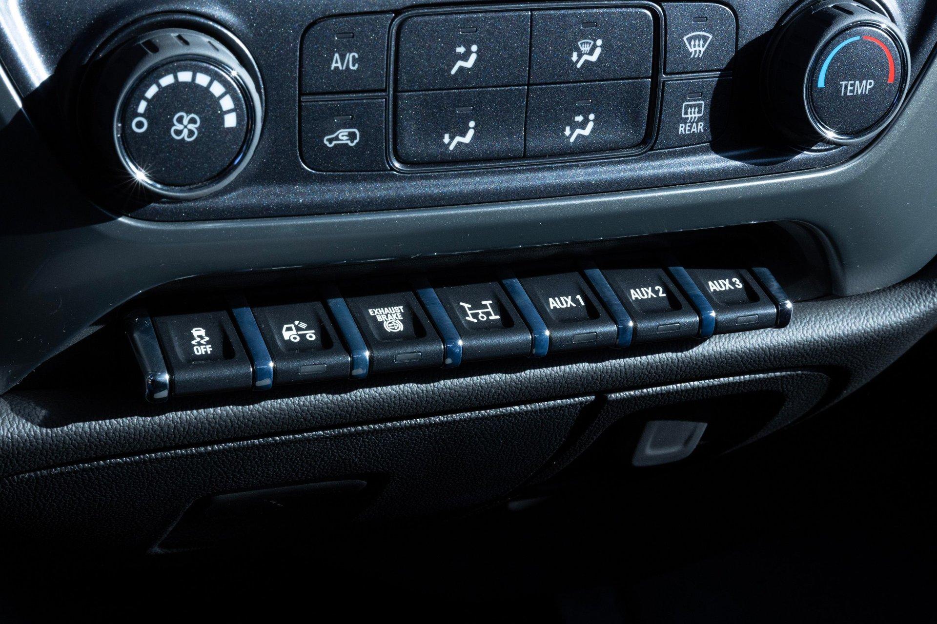 2023 Chevrolet Silverado 6500HD 92