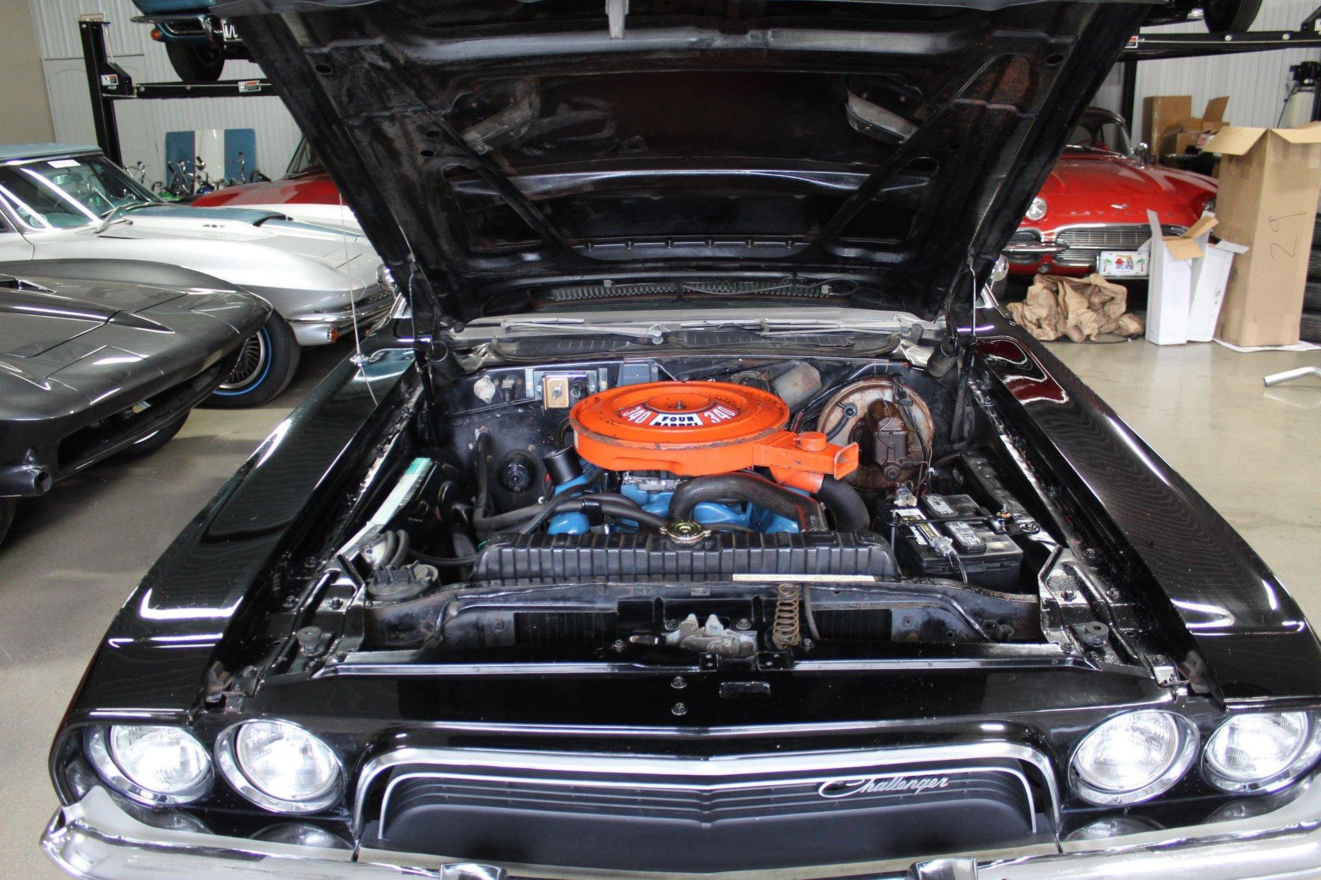 1973 Dodge Challenger 4