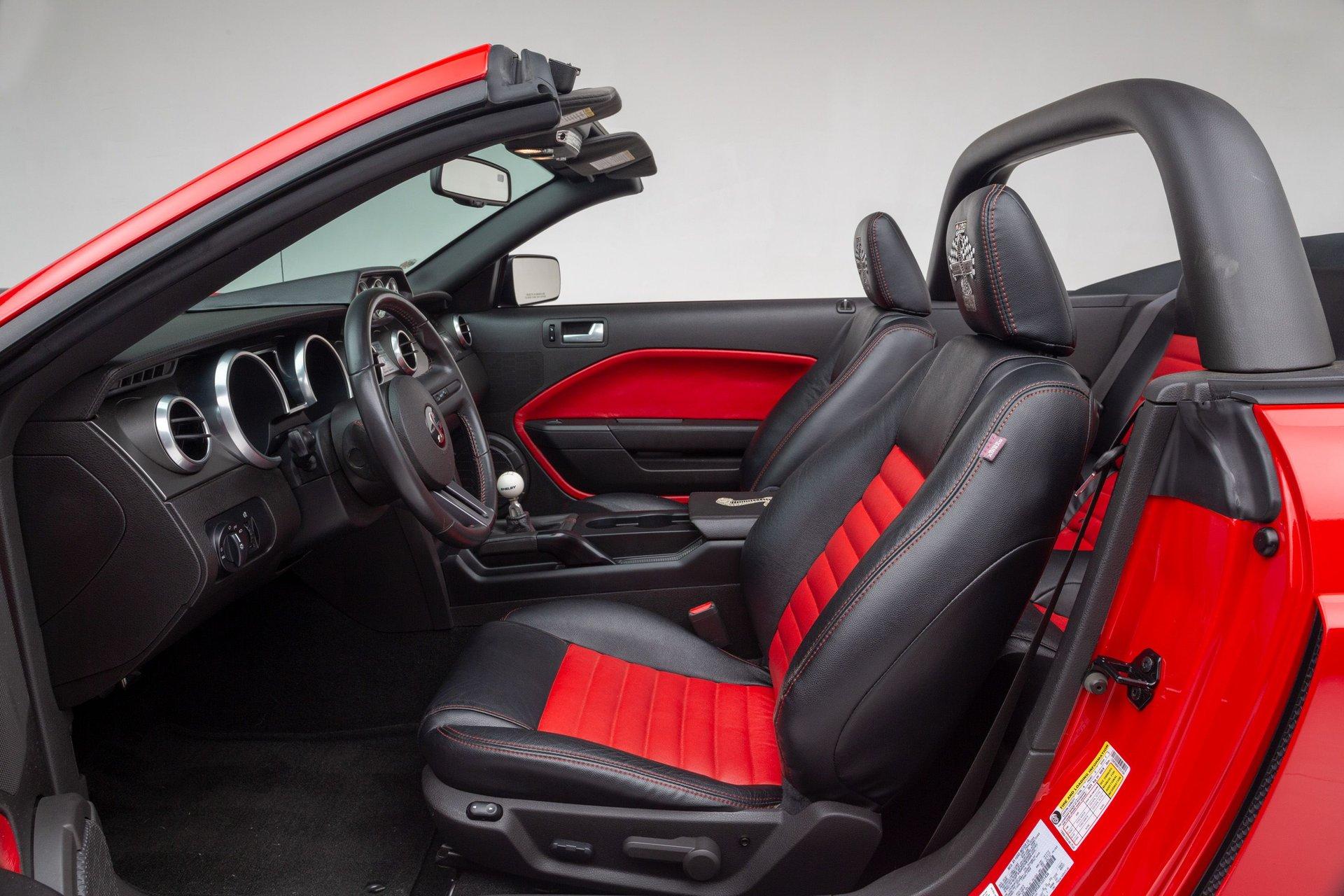 2007 Shelby Mustang 33
