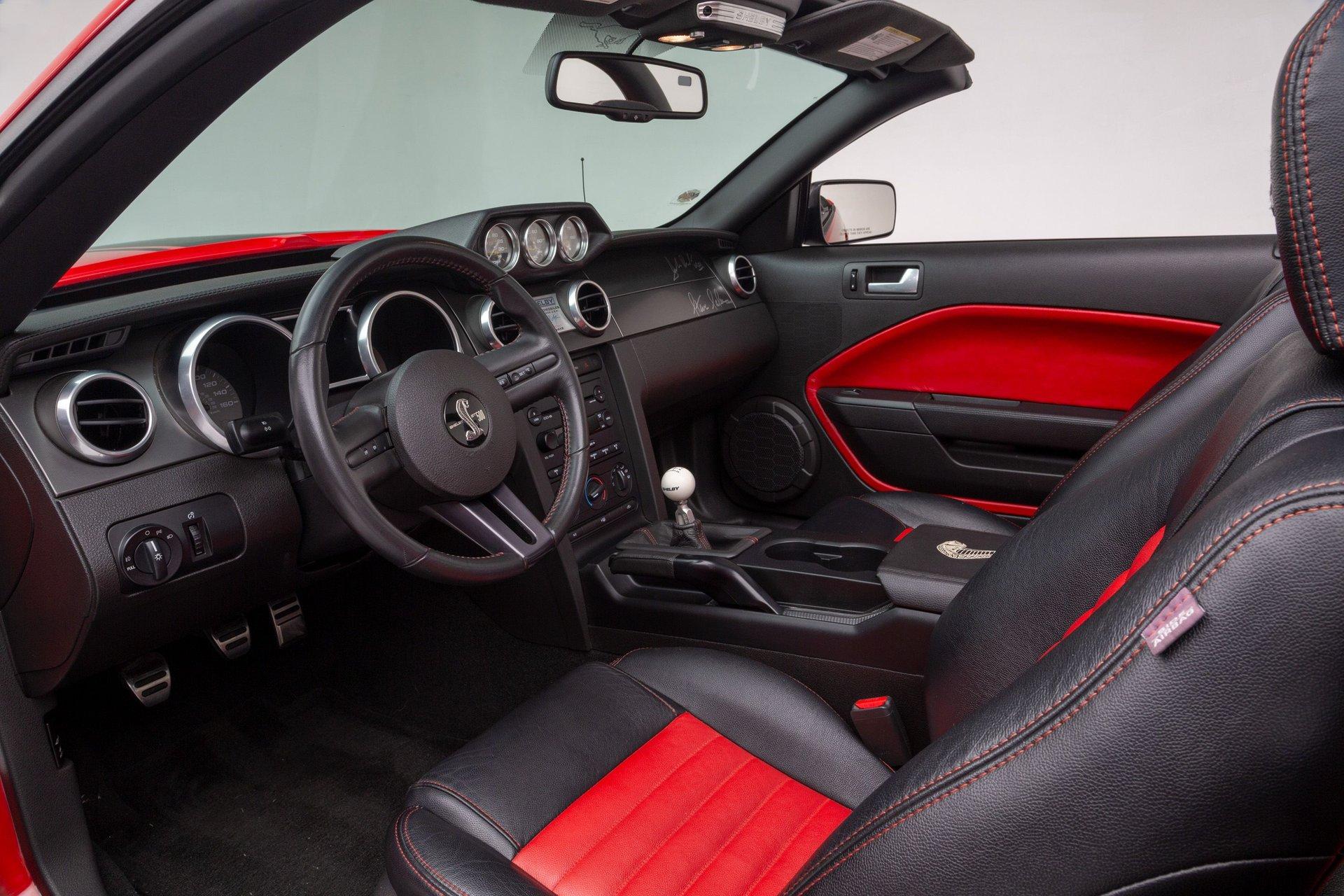 2007 Shelby Mustang 34