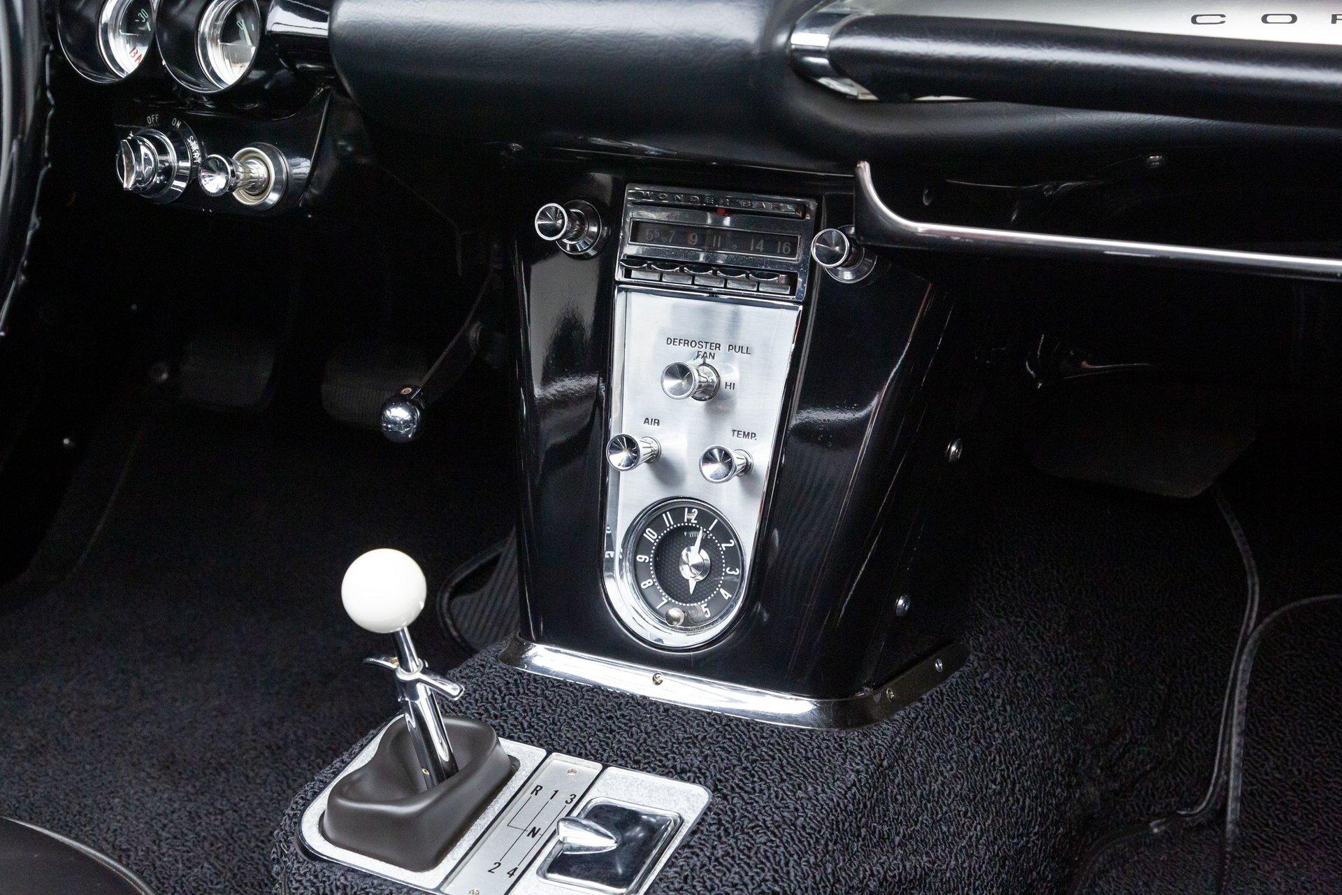 1962 Chevrolet Corvette 13