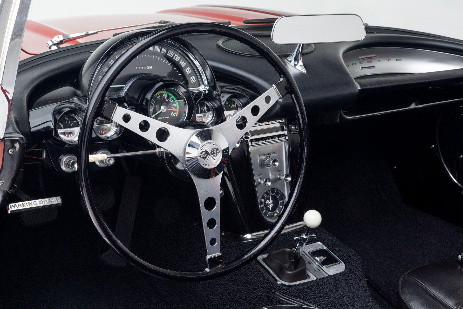 1962 Chevrolet Corvette 4