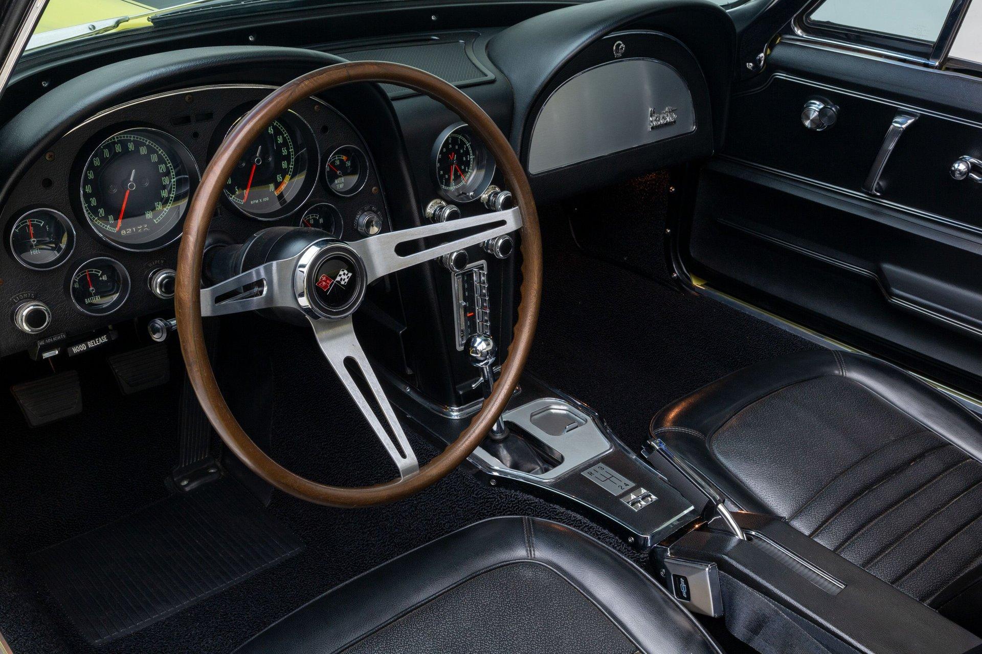 1967 Chevrolet Corvette 10