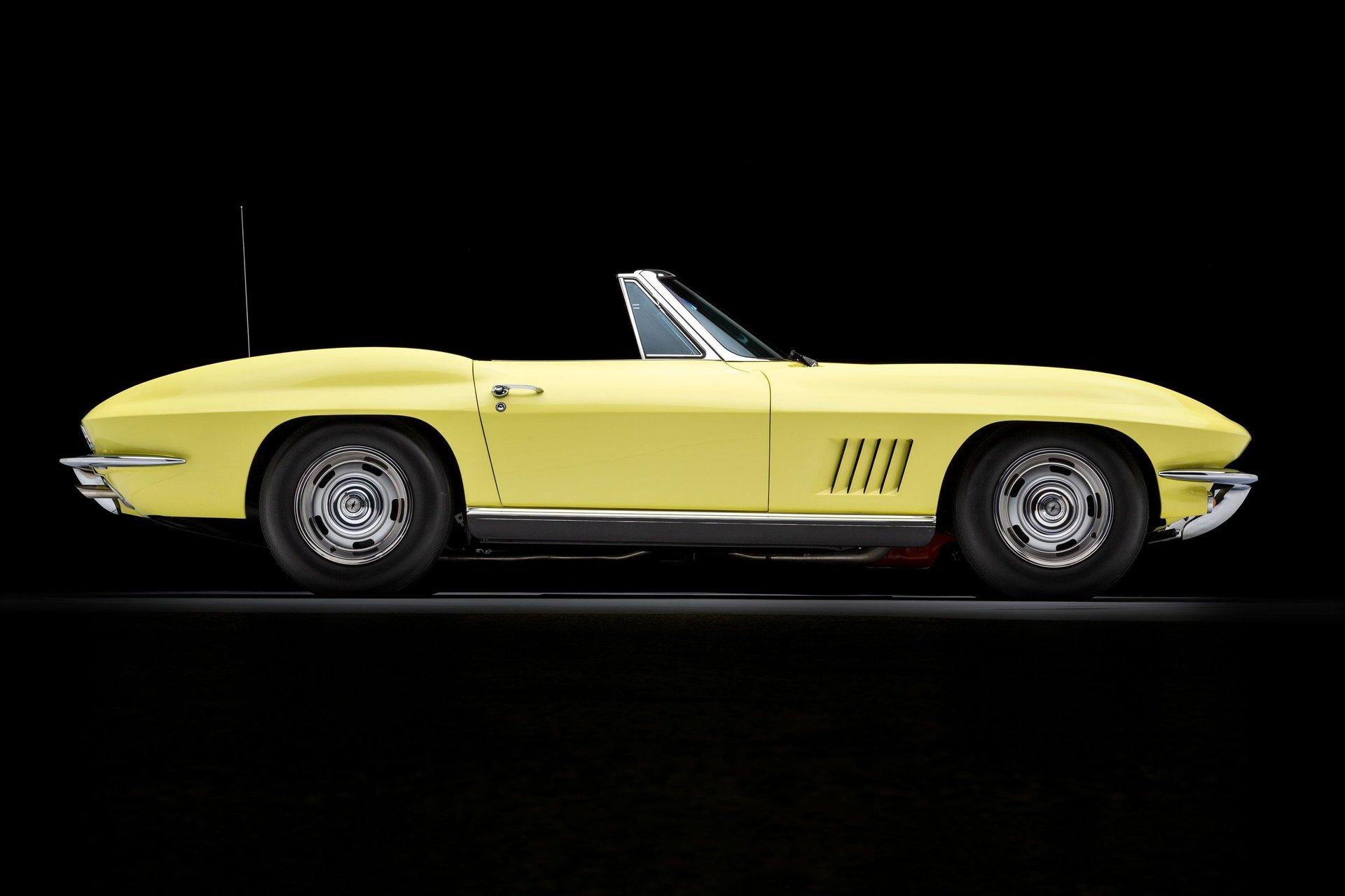 1967 Chevrolet Corvette 12