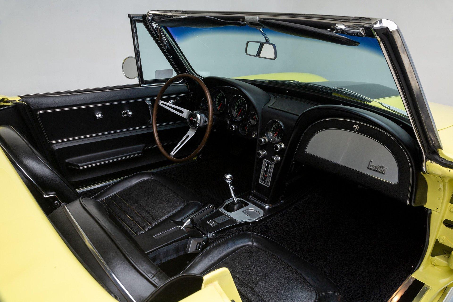 1967 Chevrolet Corvette 14