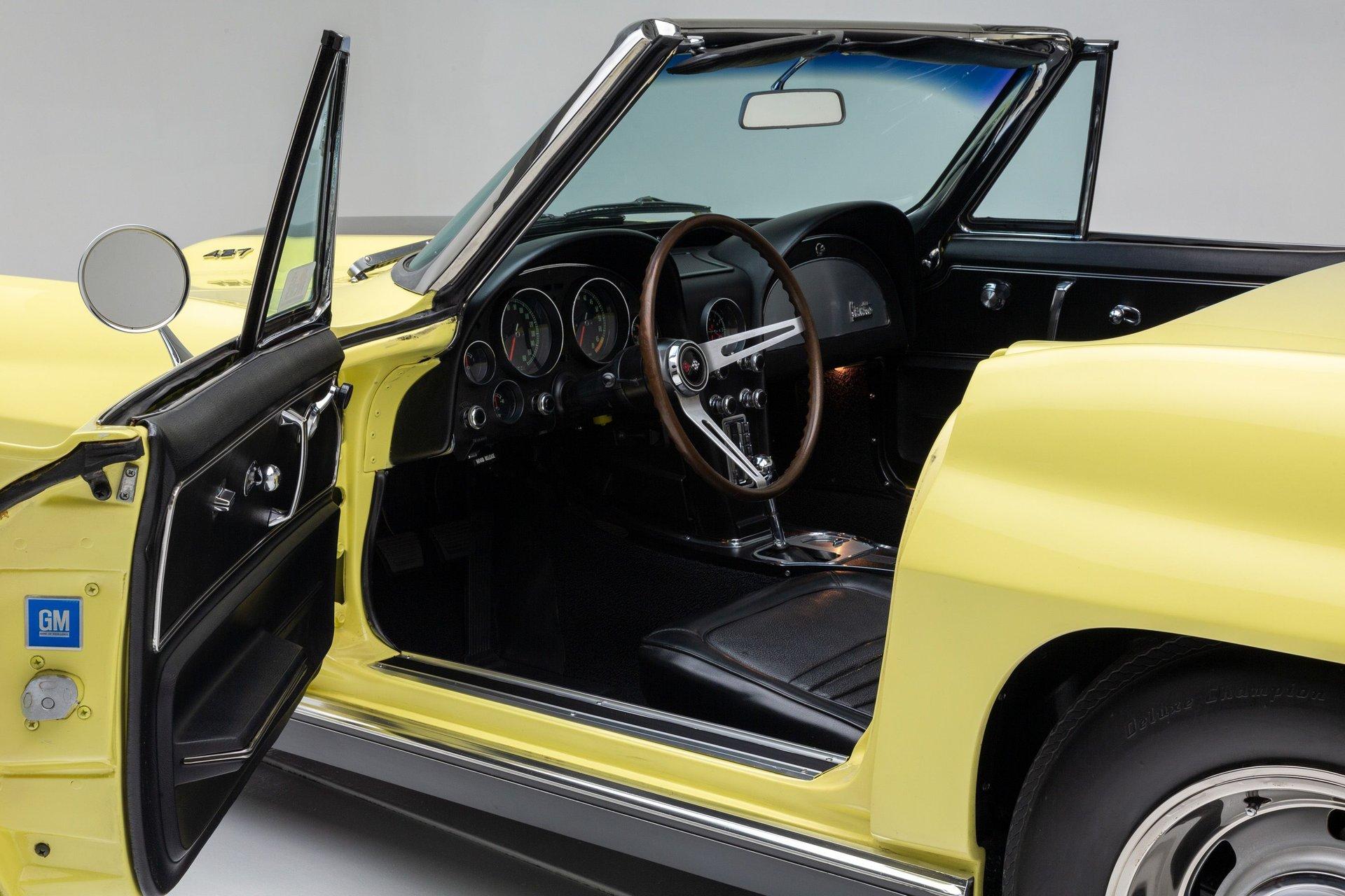1967 Chevrolet Corvette 34