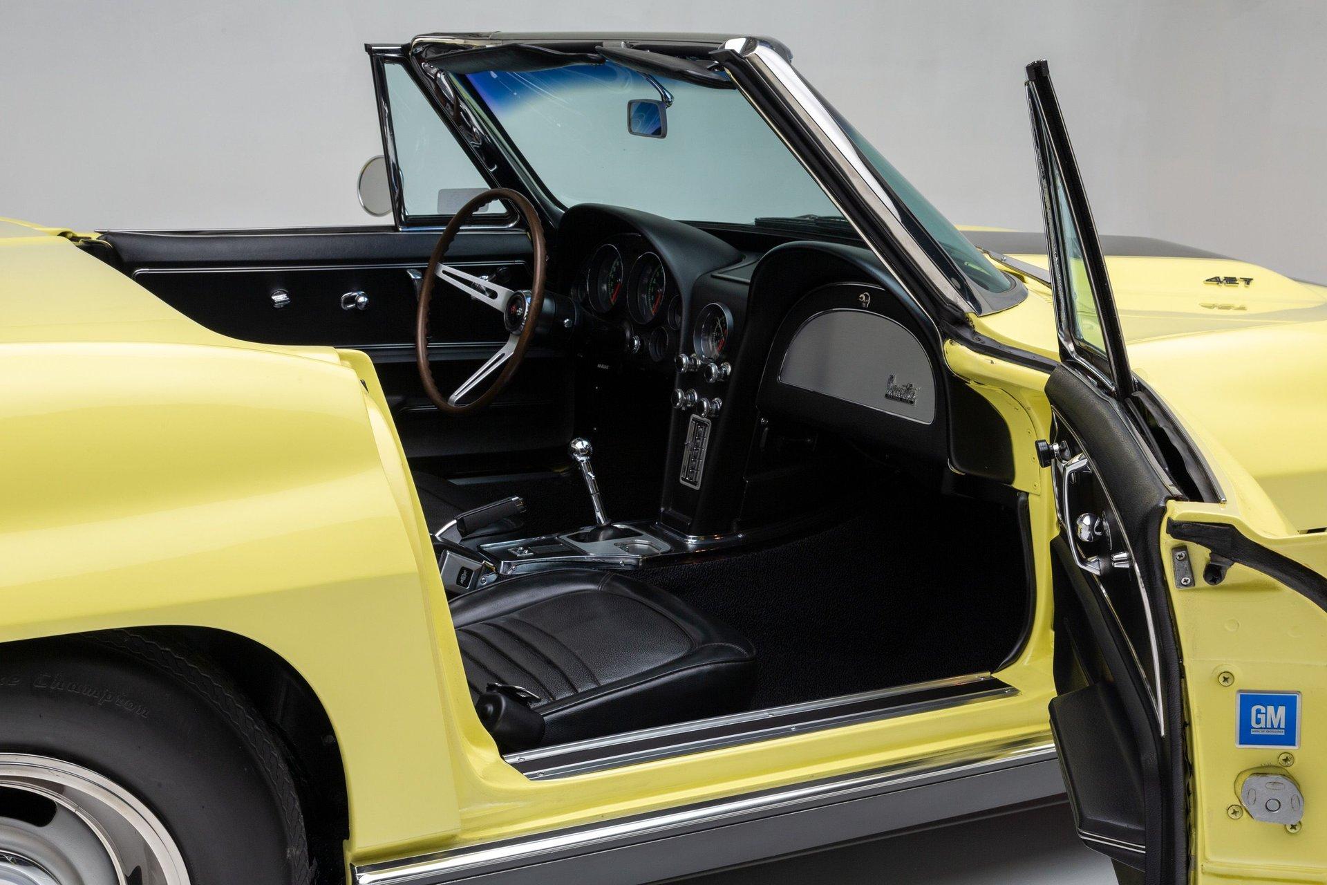 1967 Chevrolet Corvette 37