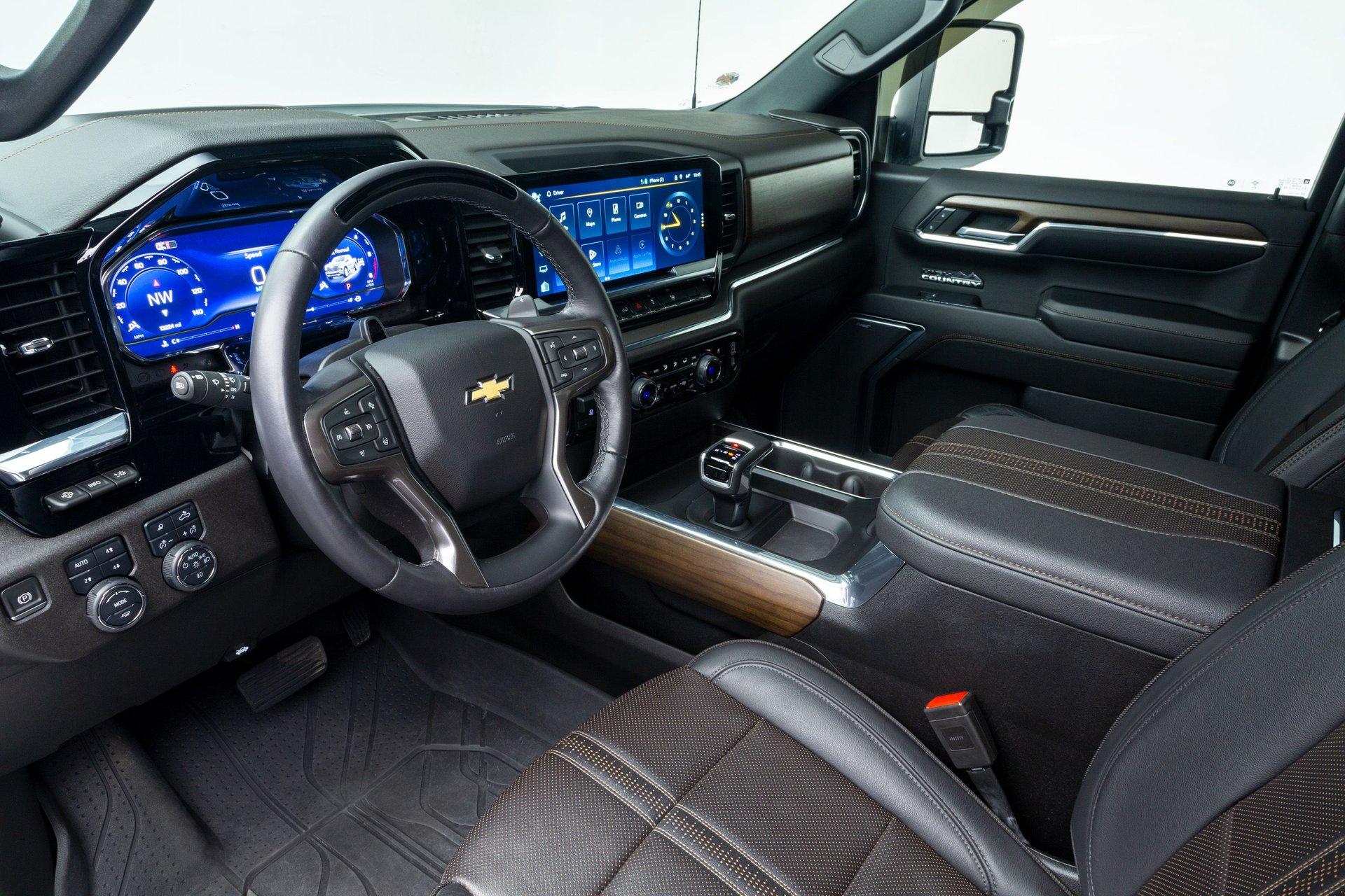 2024 Chevrolet Silverado 26