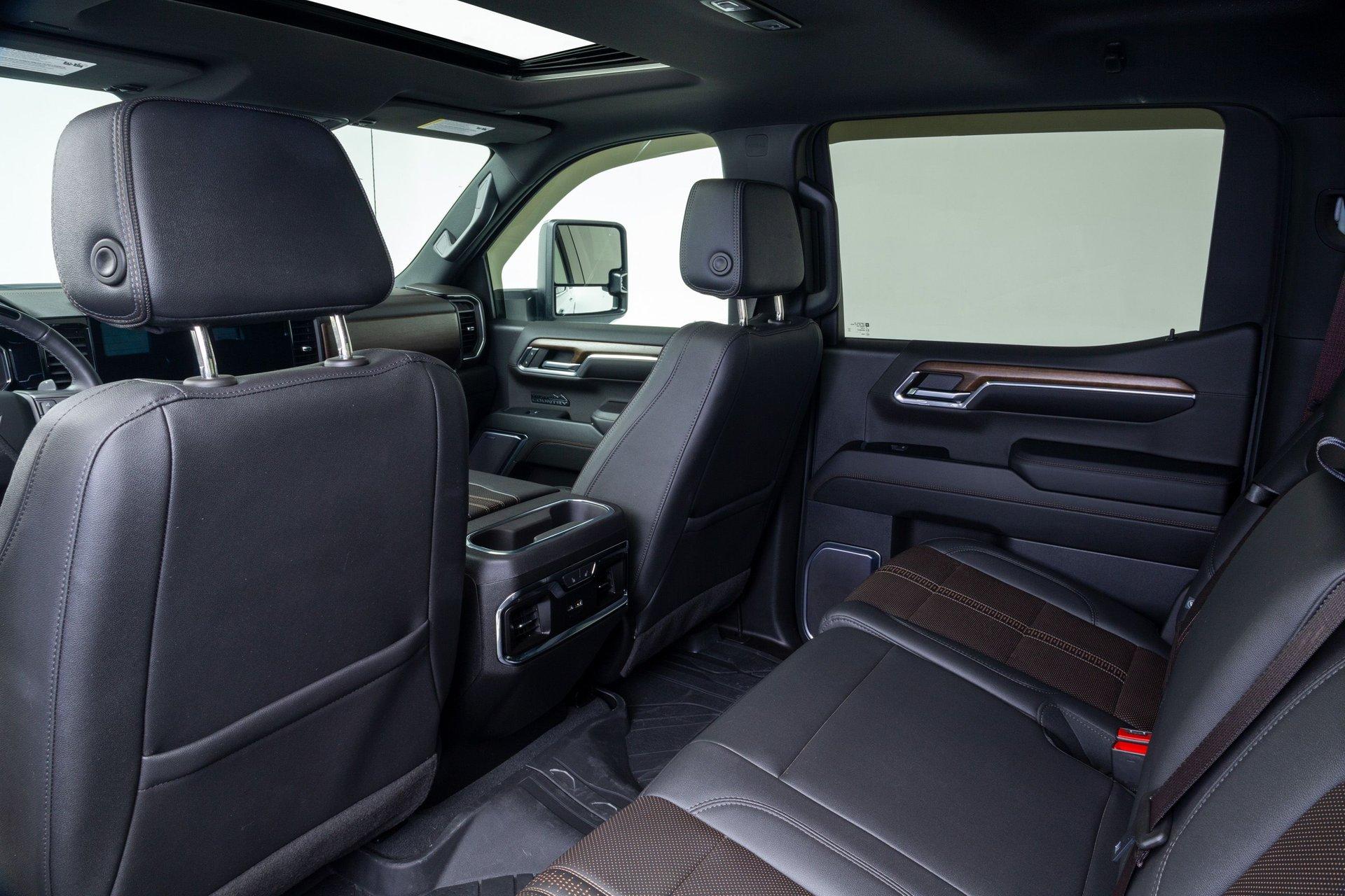 2024 Chevrolet Silverado 29