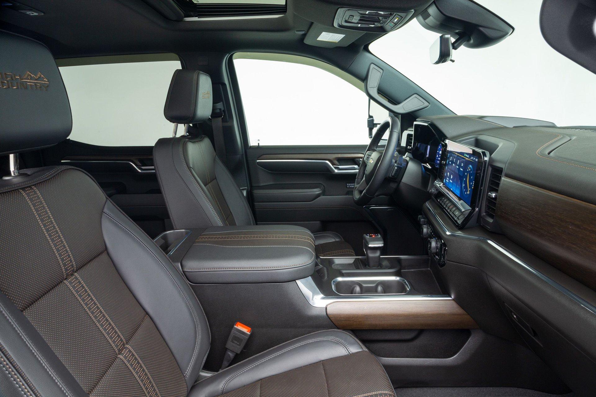 2024 Chevrolet Silverado 31