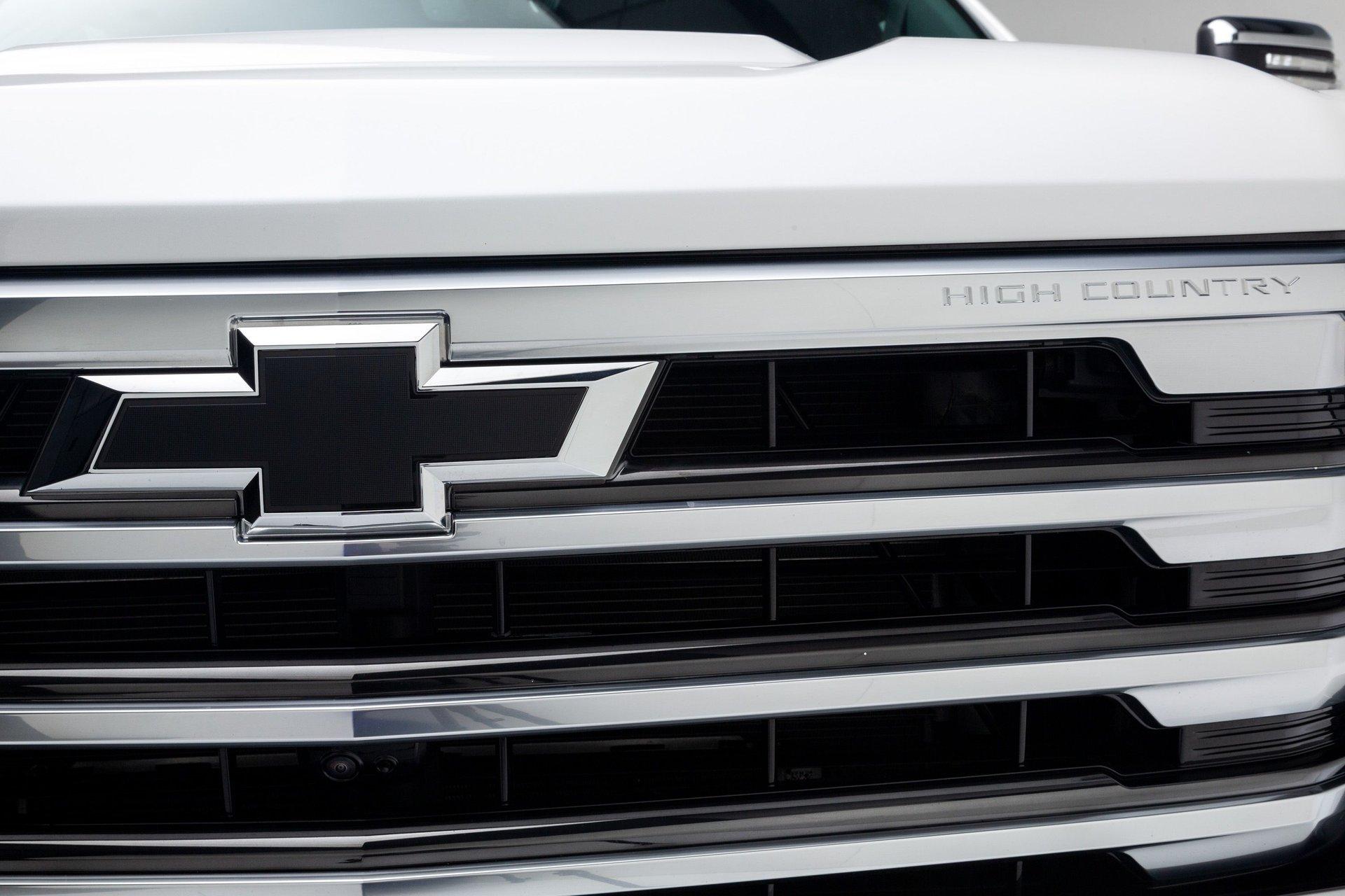 2024 Chevrolet Silverado 37