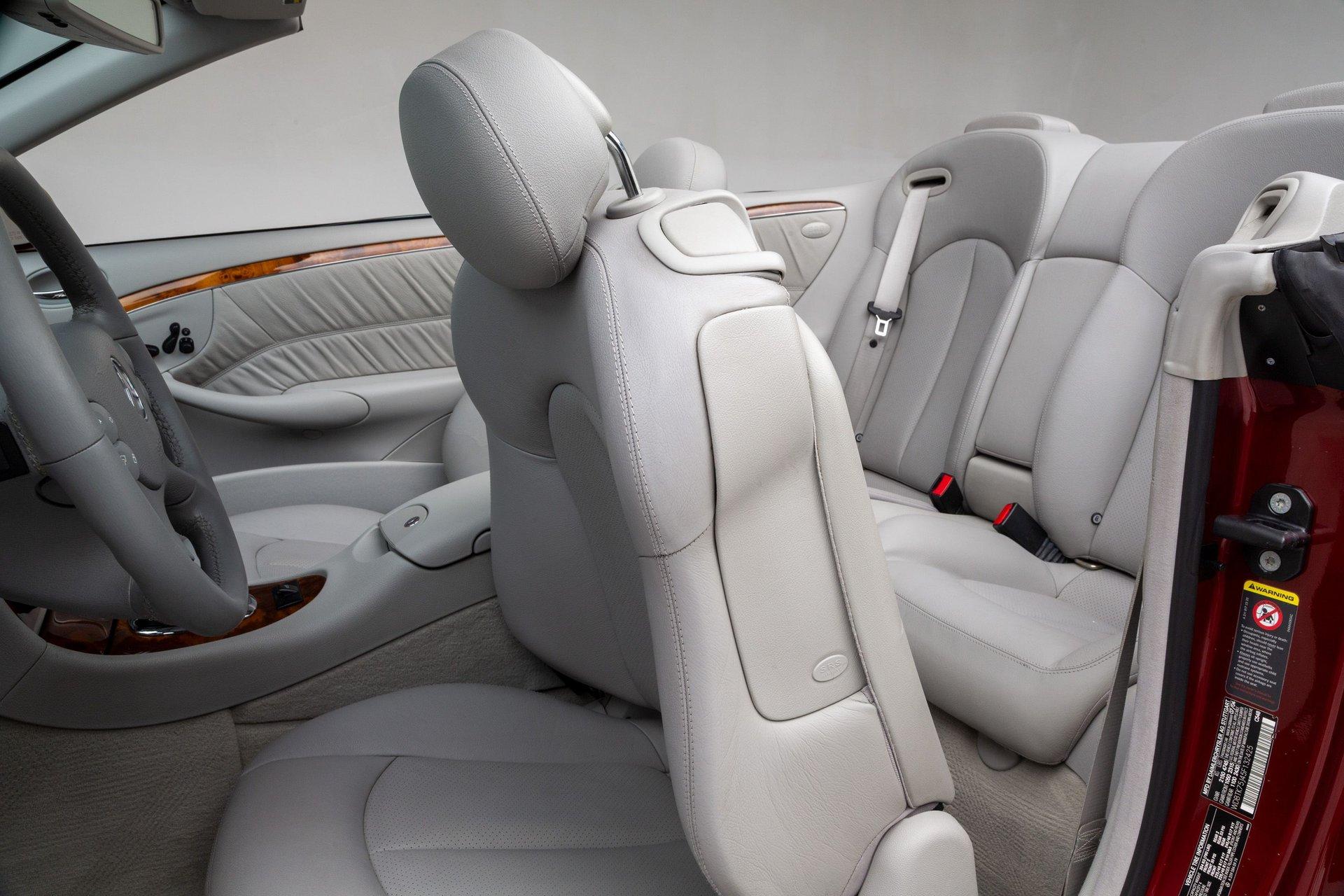 2005 Mercedes-Benz CLK500 21