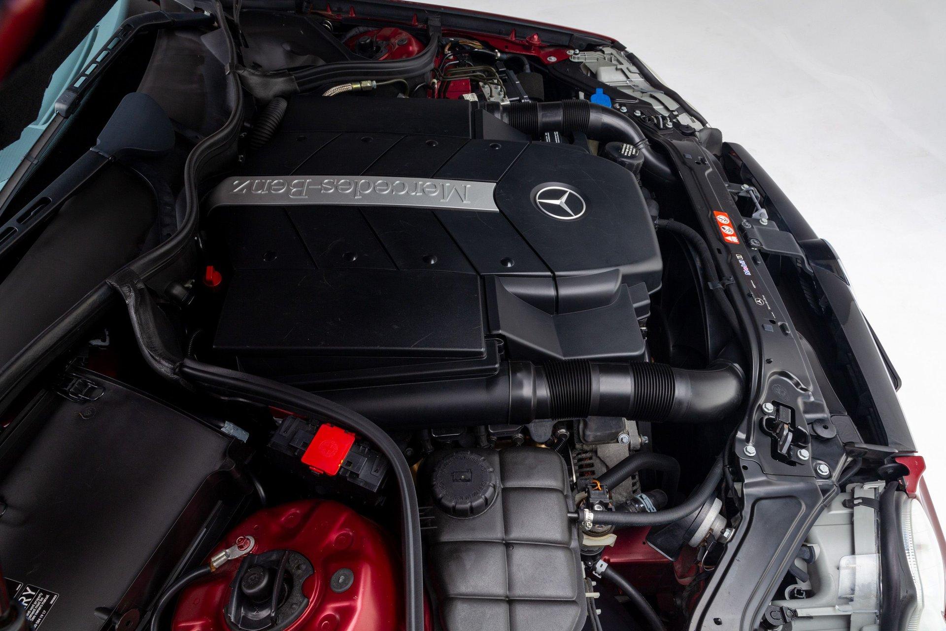 2005 Mercedes-Benz CLK500 39