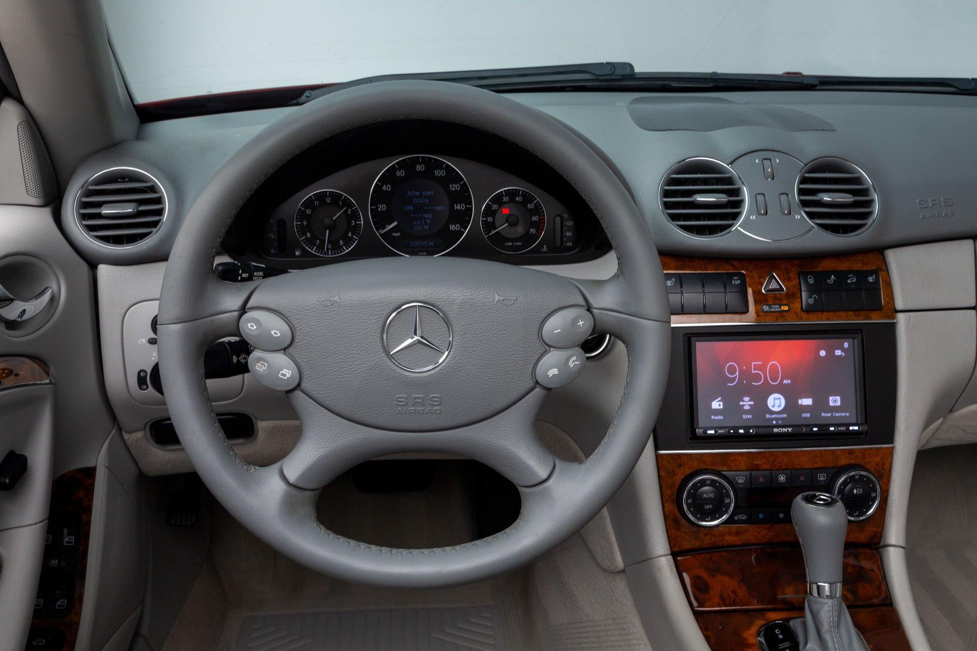 2005 Mercedes-Benz CLK500 7