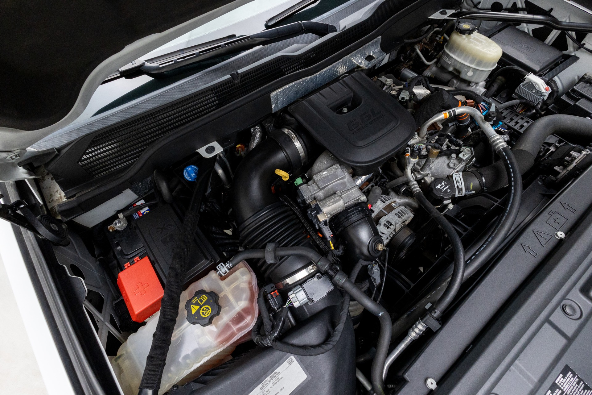 2015 Chevrolet Silverado 27