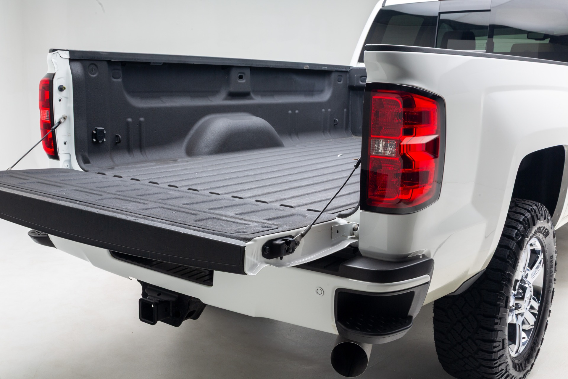 2015 Chevrolet Silverado 32