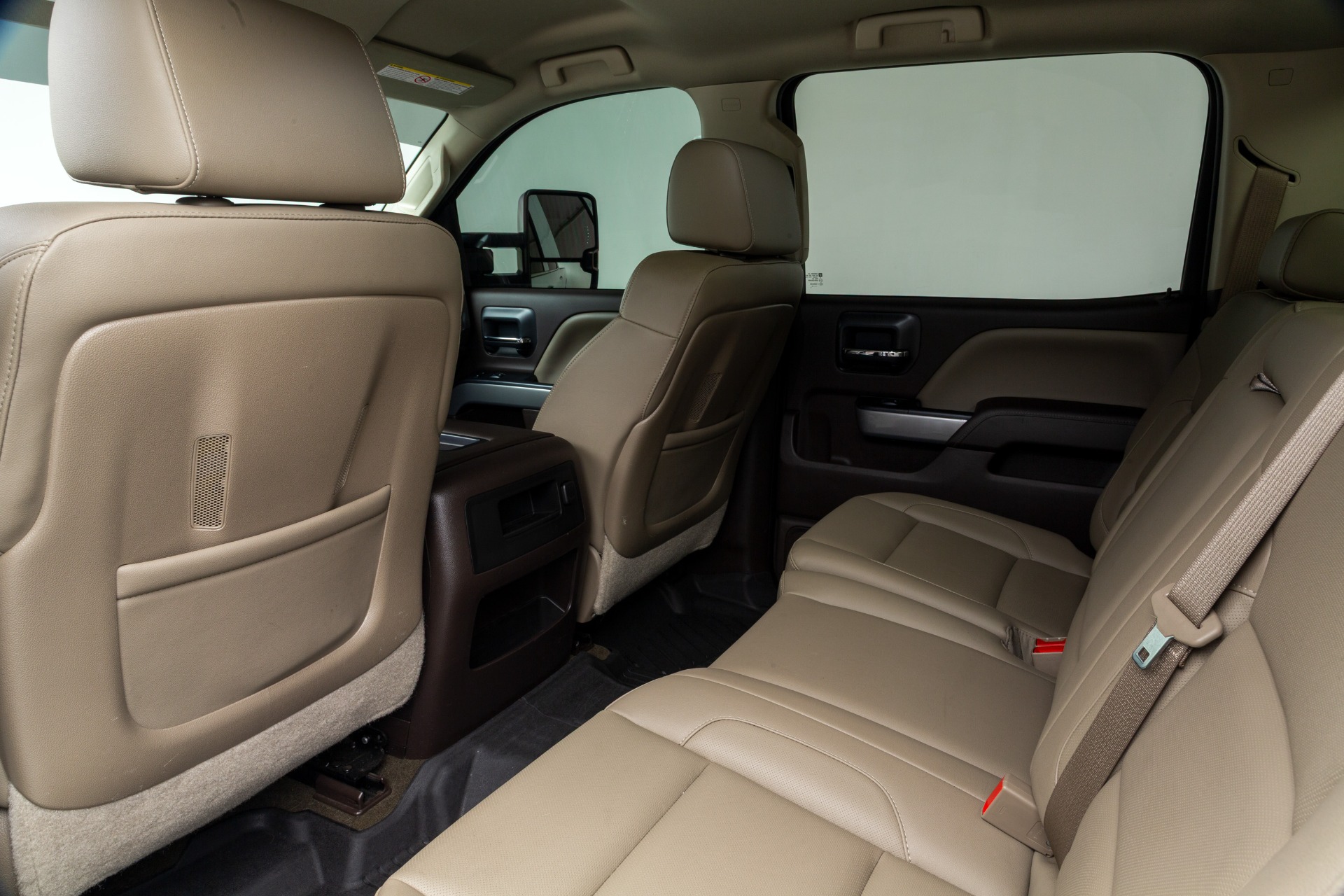 2015 Chevrolet Silverado 36