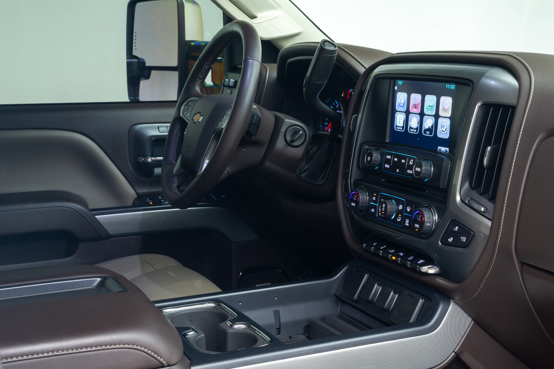 2015 Chevrolet Silverado 38