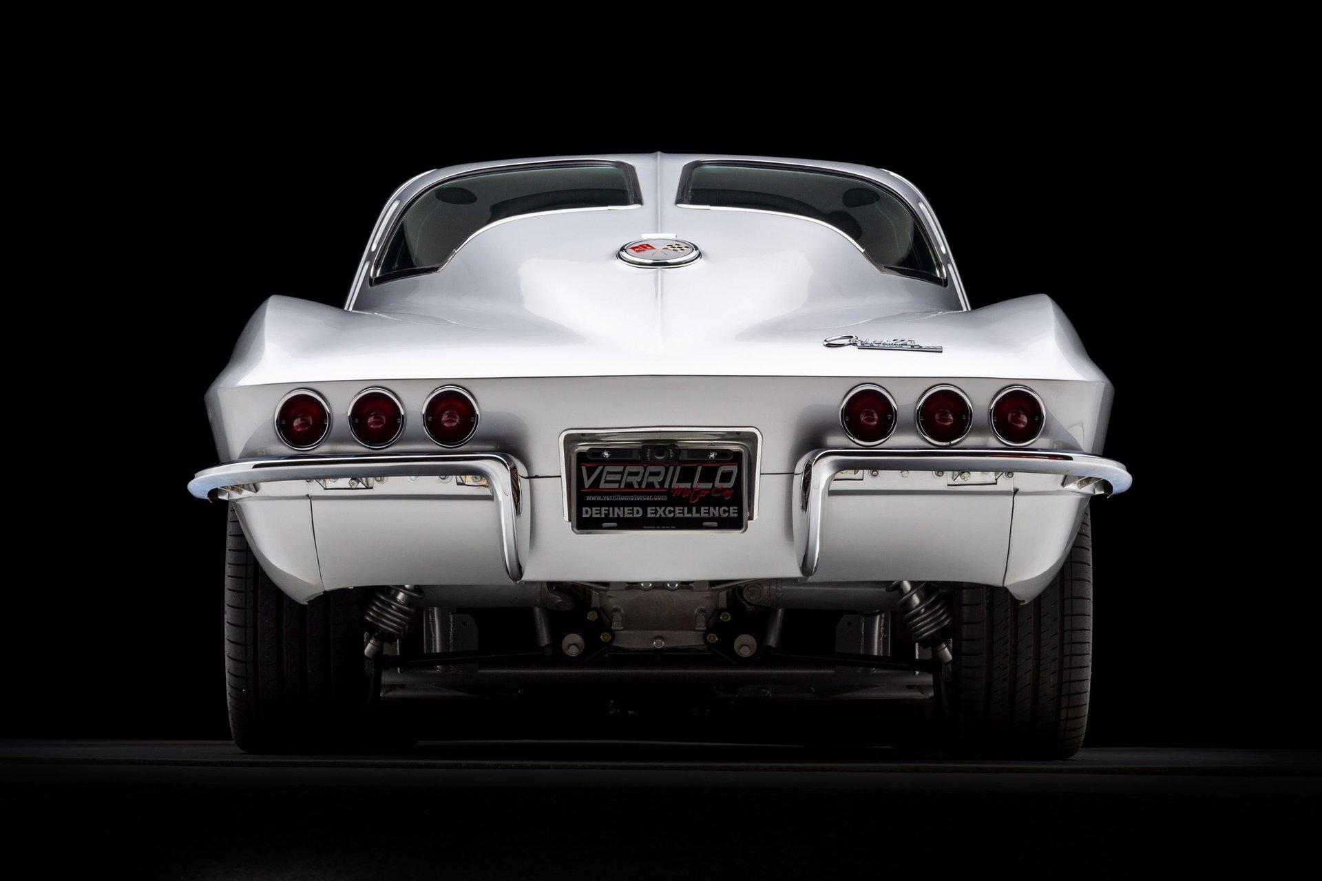 1963 Chevrolet Corvette 24