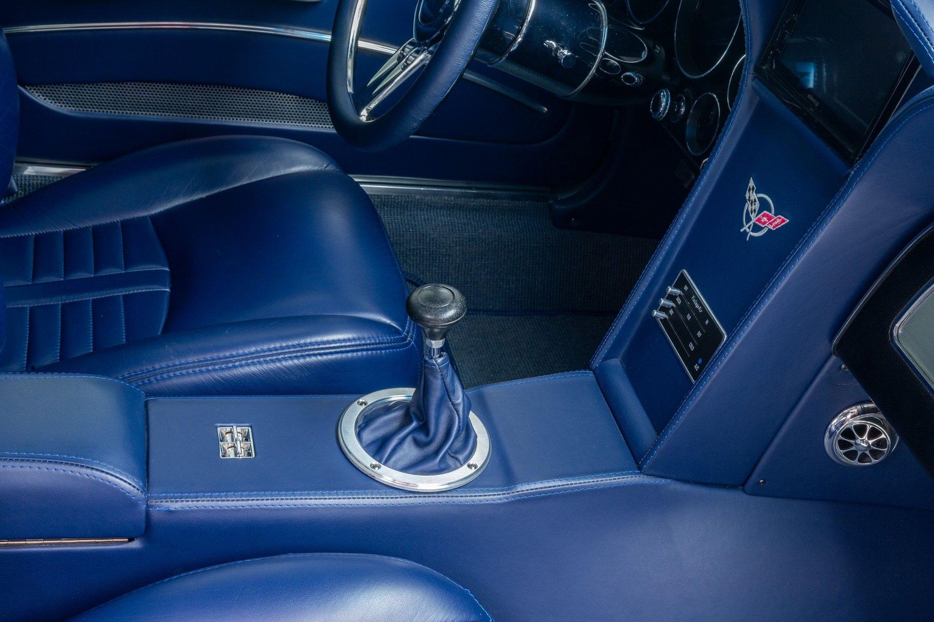 1963 Chevrolet Corvette 33