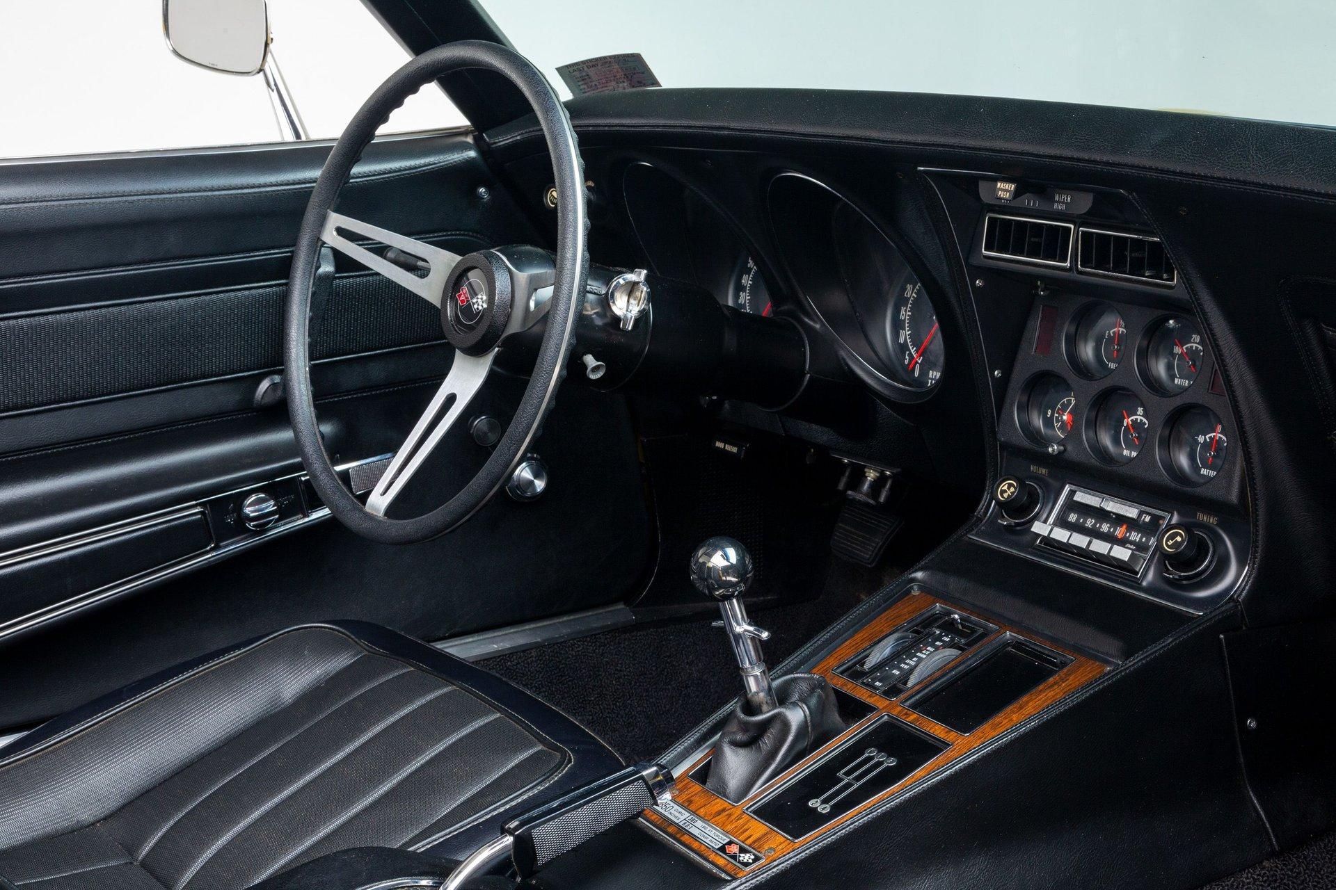 1972 Chevrolet Corvette 10