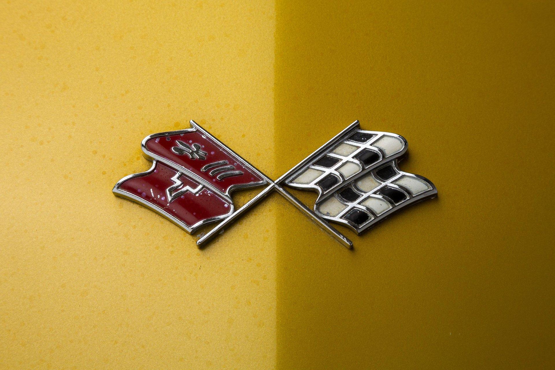 1972 Chevrolet Corvette 11