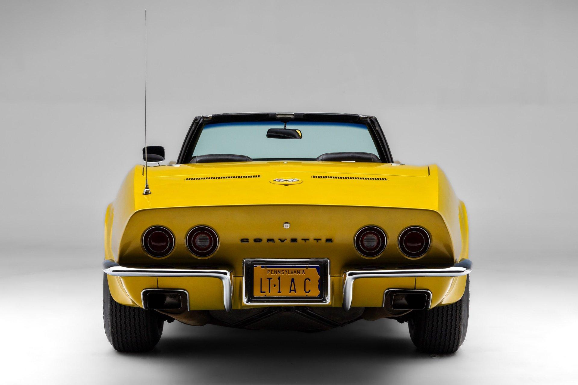 1972 Chevrolet Corvette 15