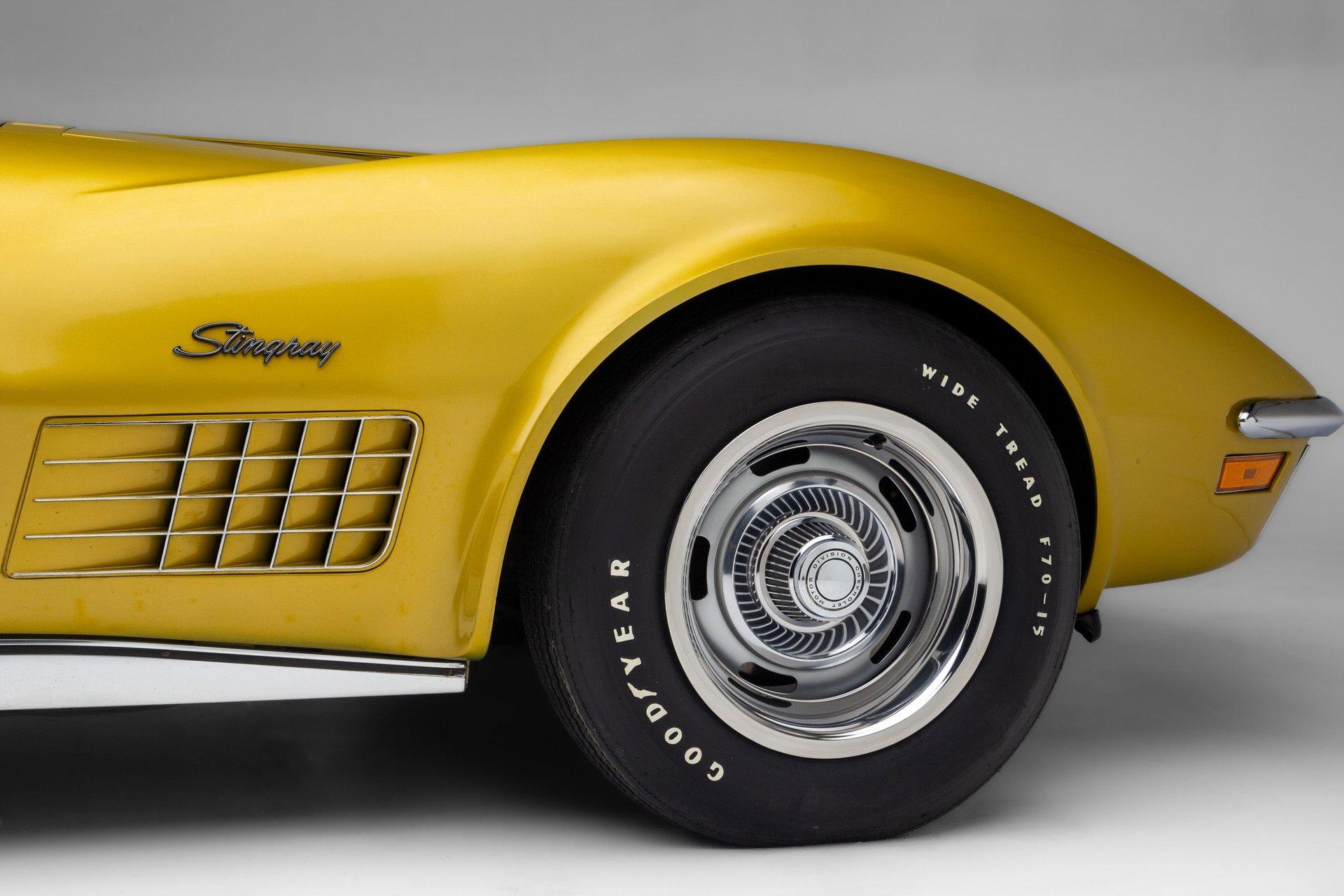 1972 Chevrolet Corvette 26