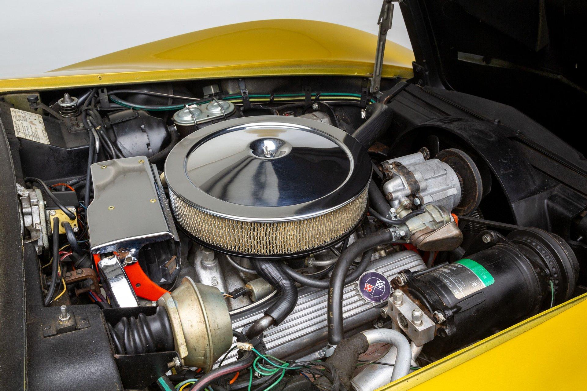 1972 Chevrolet Corvette 2