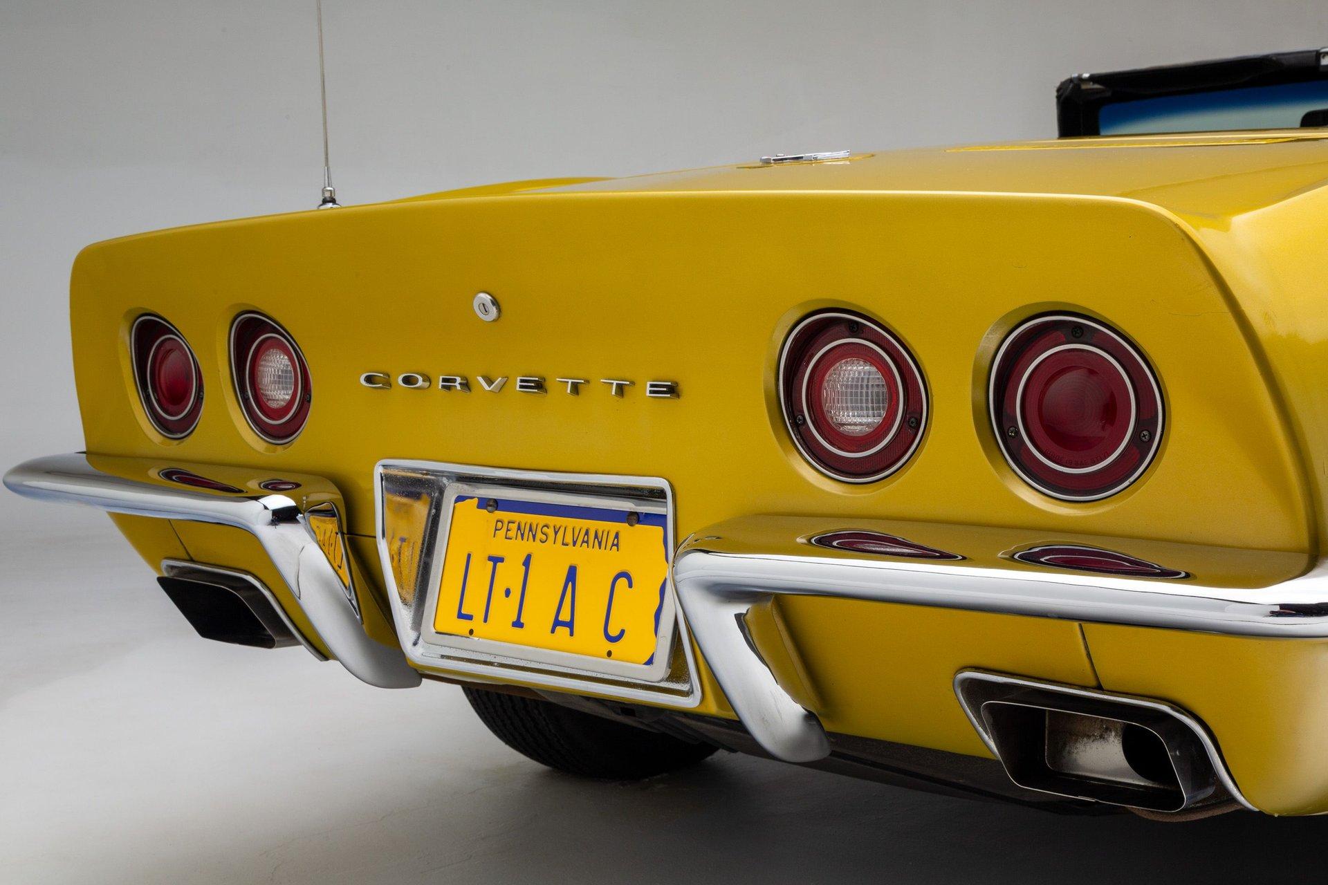 1972 Chevrolet Corvette 32
