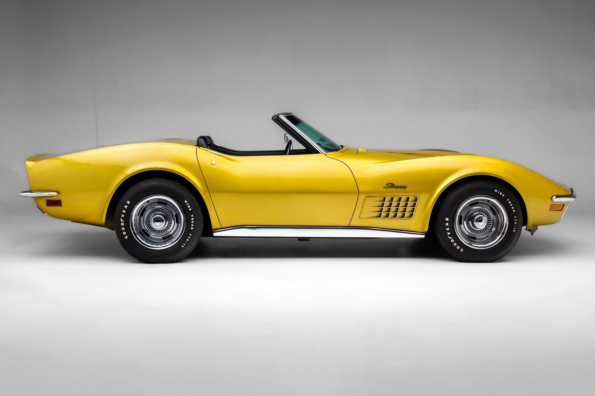 1972 Chevrolet Corvette 33